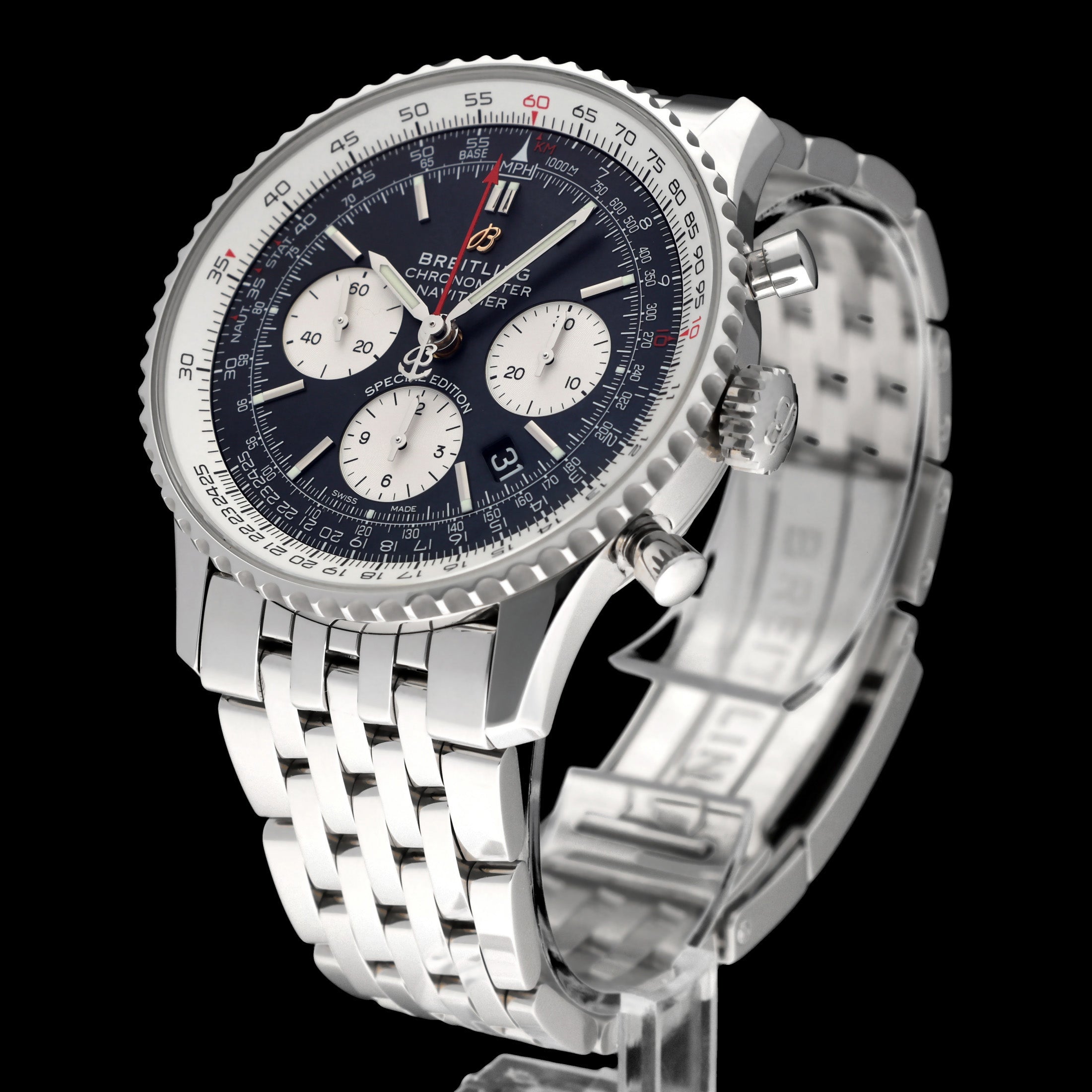 Breitling Navitimer 01 AB0121 - 2022 - Breitling horloge - Breitling kopen - Breitling heren horloge - Trophies Watches