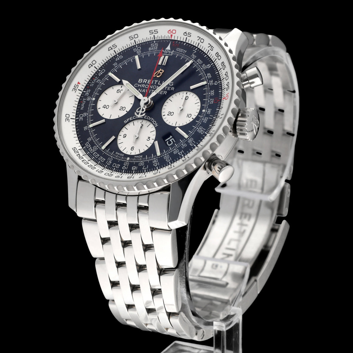 Breitling Navitimer 01 AB0121 - 2022 - Breitling horloge - Breitling kopen - Breitling heren horloge - Trophies Watches