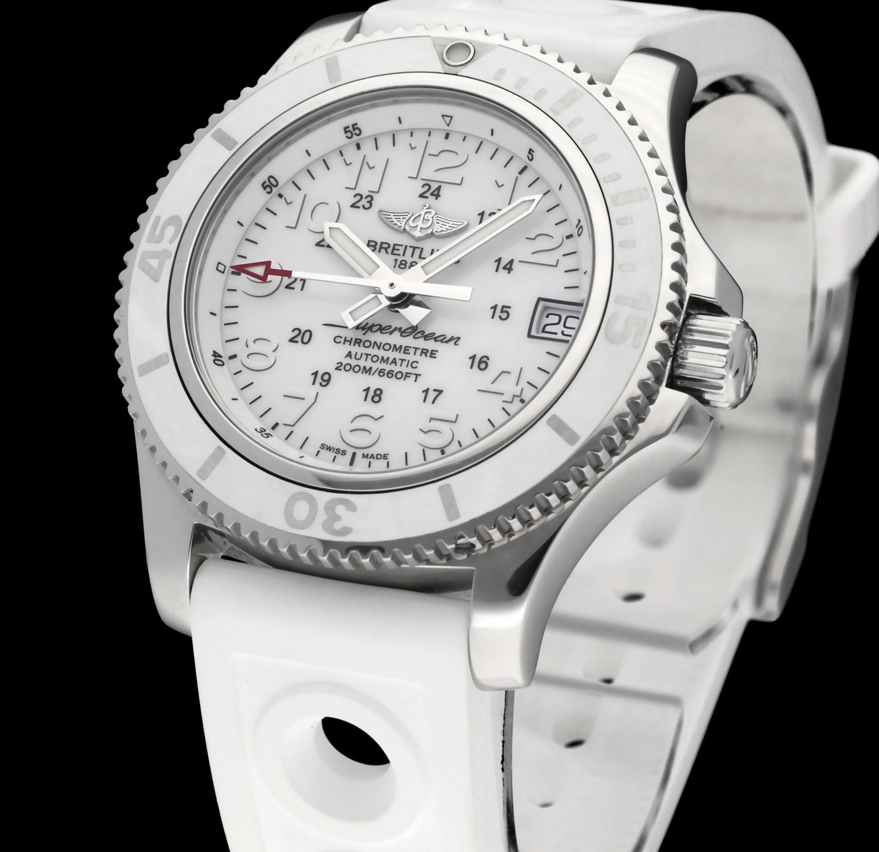 Breitling Superocean II 36 A17312 - 2015 - Breitling horloge - Breitling kopen - Breitling dames horloge - Trophies Watches