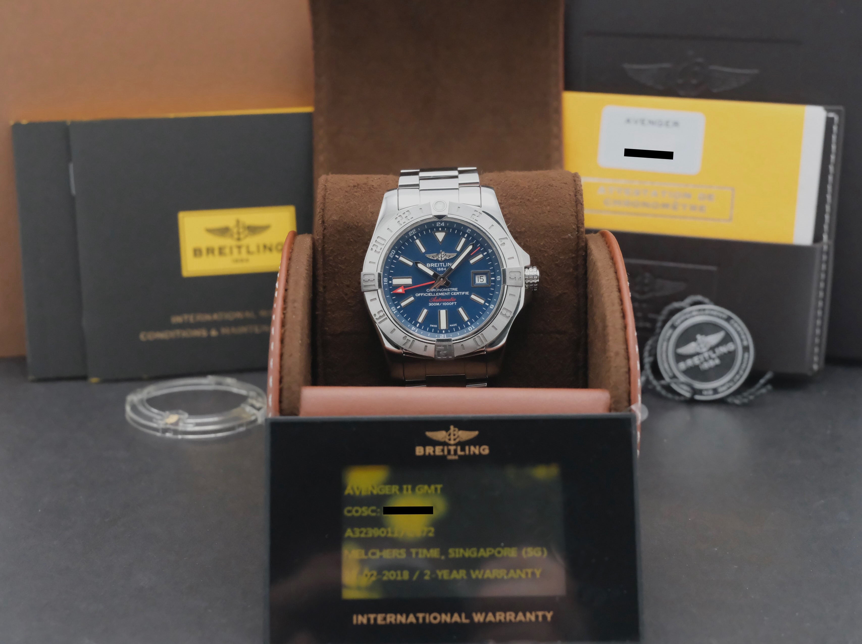 Breitling Avenger II GMT A32390 - 2018 - Breitling horloge - Breitling kopen - Breitling heren horloge - Trophies Watches