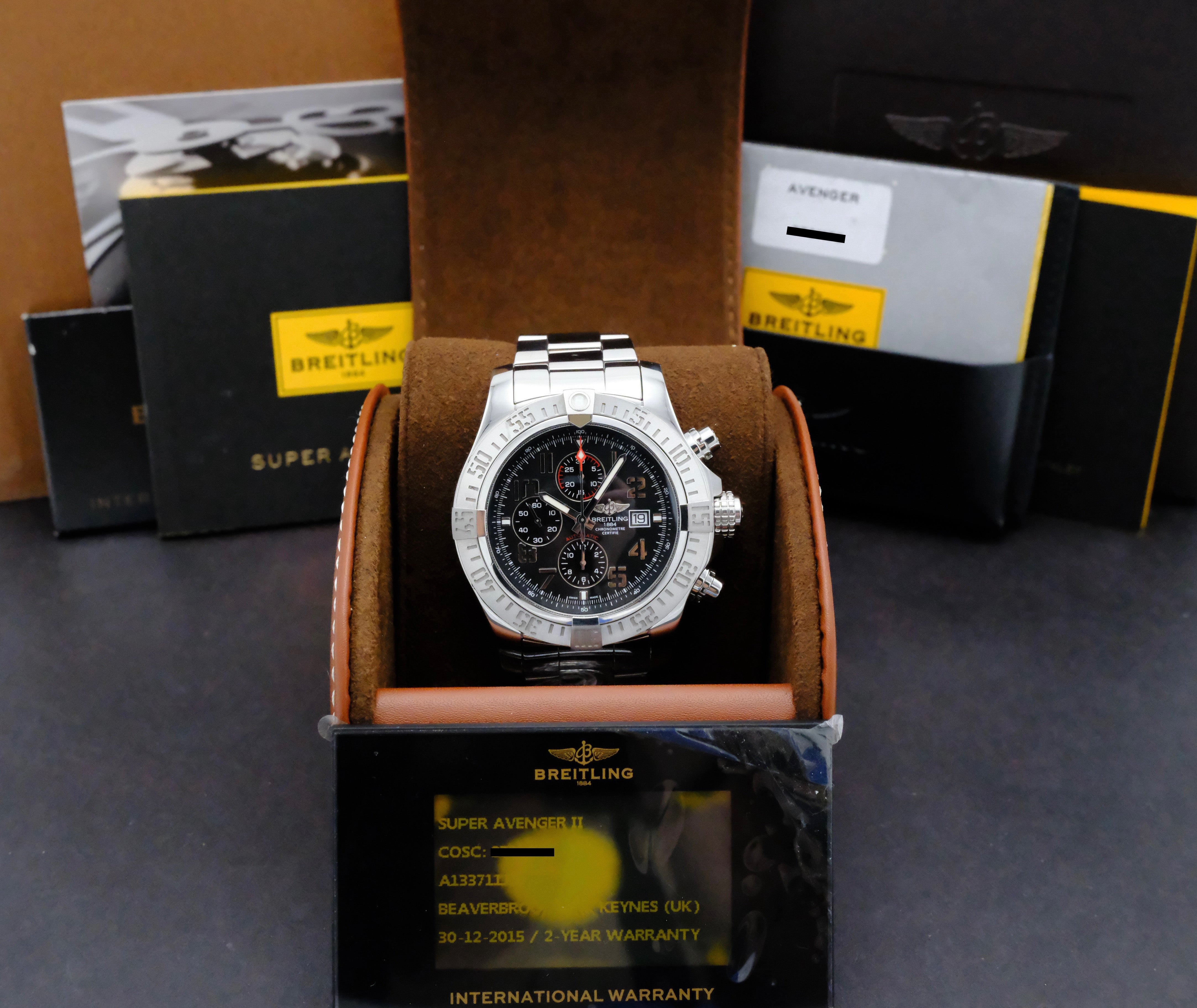 Breitling Super Avenger II A13371 - 2015 - Breitling horloge - Breitling kopen - Breitling heren horloge - Trophies Watches