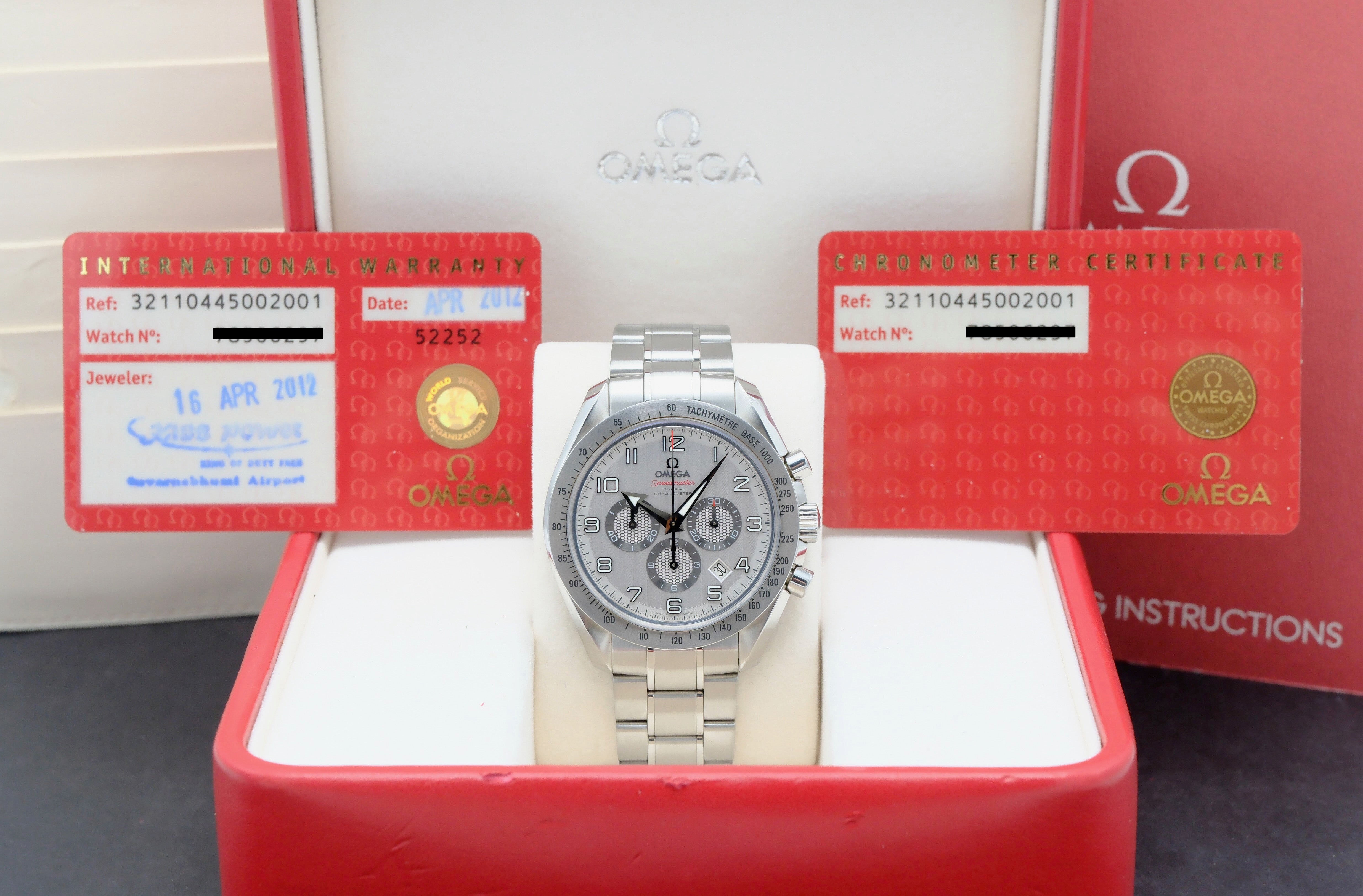 Omega Speedmaster Broad Arrow 321.10.44.50.02.001 - 2012 - Omega horloge - Omega kopen - Omega heren horloges - Trophies Watches