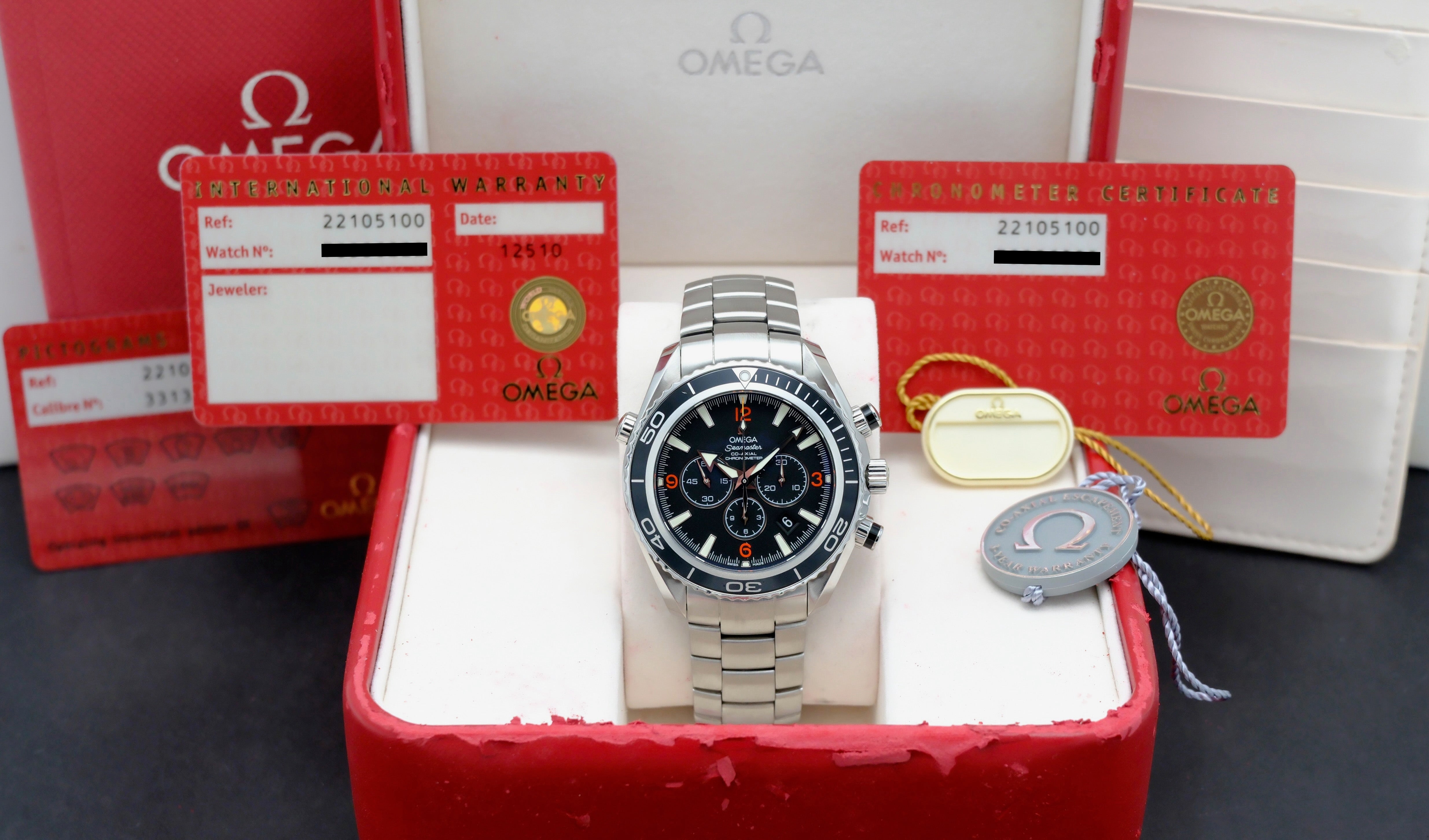 Omega Seamaster Planet Ocean 2210.51.00 - 2006 - Omega horloge - Omega kopen - Omega heren horloge - Trophies Watches