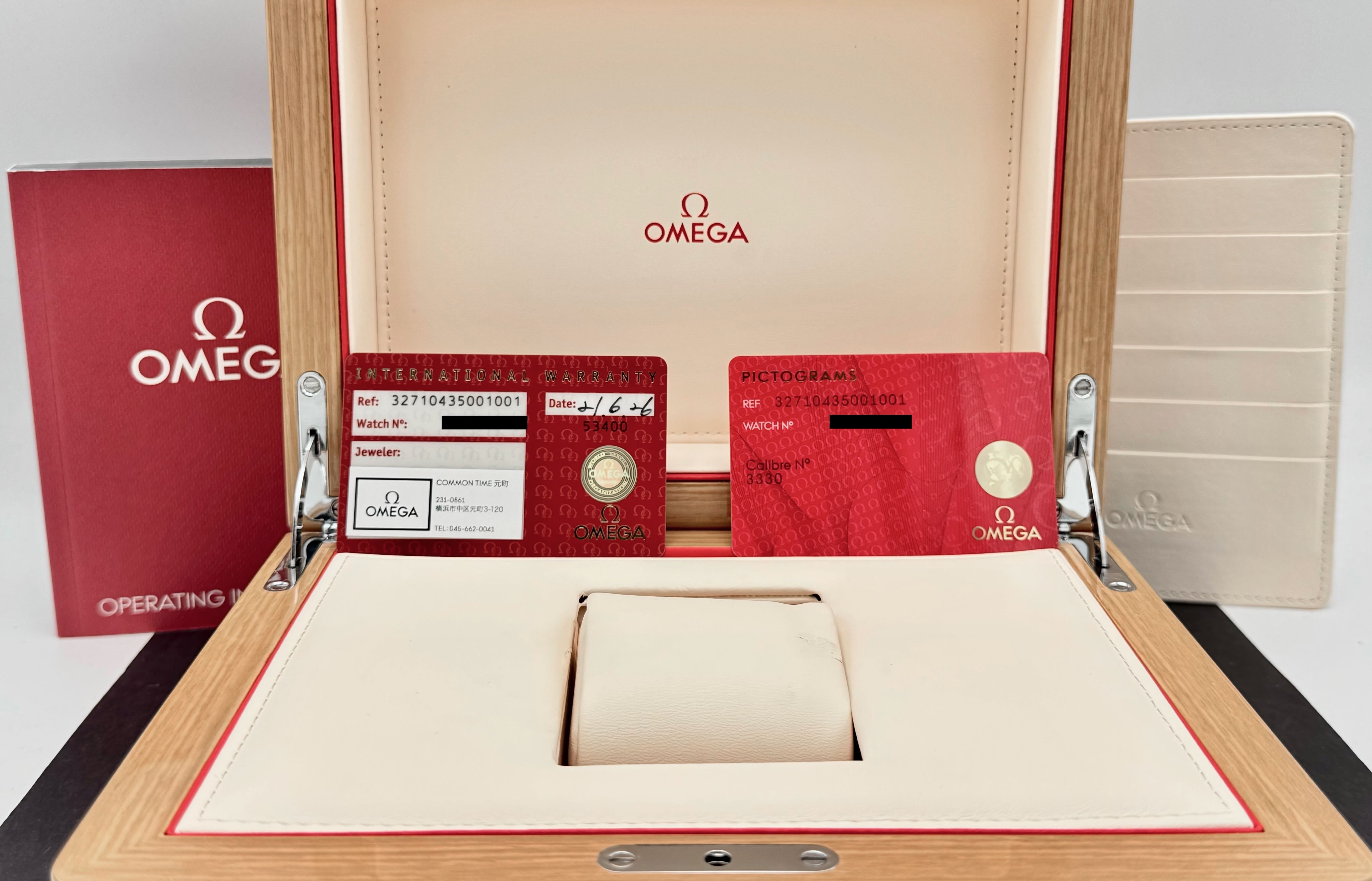Omega Speedmaster Mark II 327.10.43.50.01.001 - 2026 - Omega horloge - Omega kopen - Omega heren horloge - Trophies Watches
