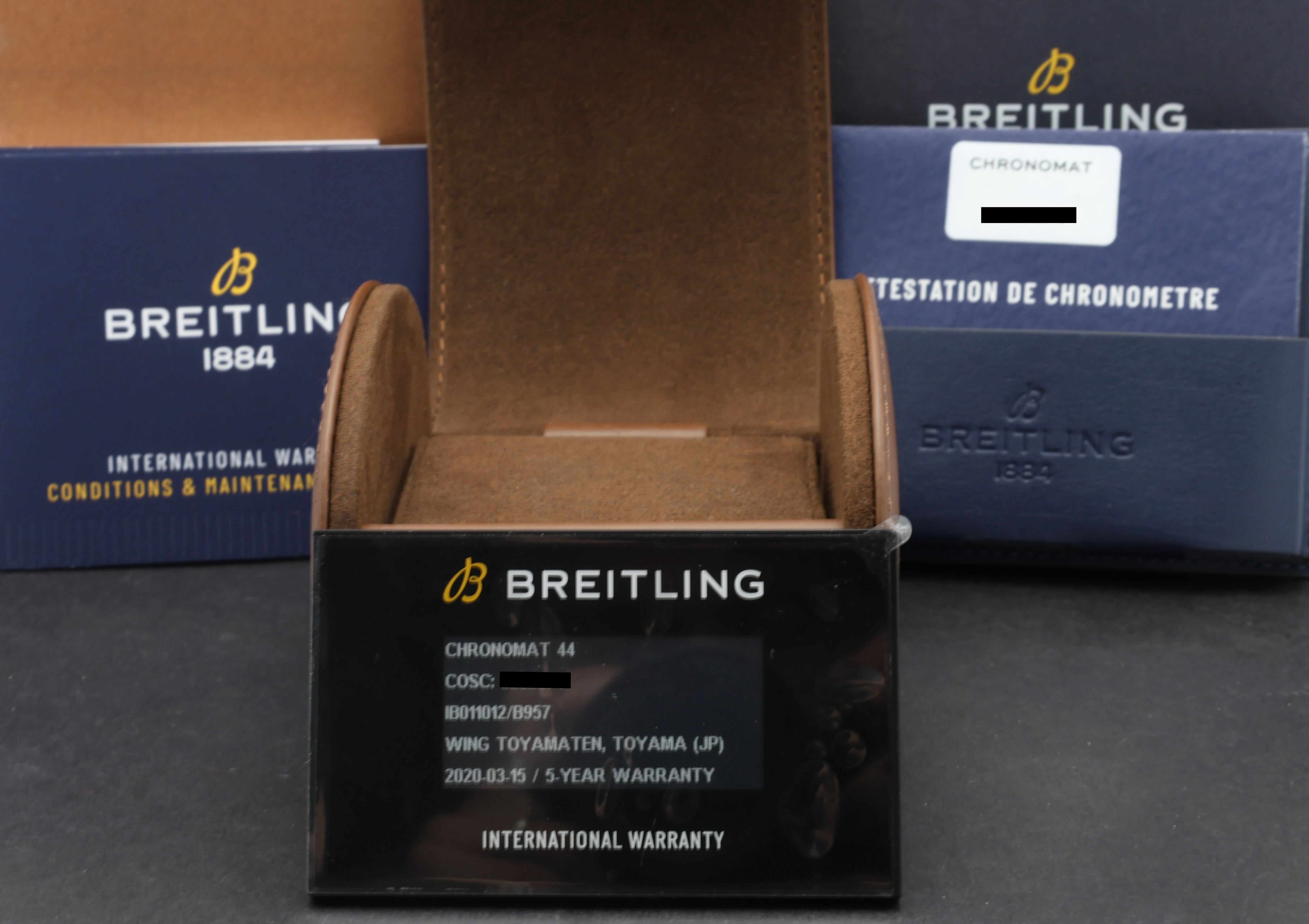 Breitling Chronomat IB0110 - 2020 - Breitling horloge - Breitling kopen - Breitling heren horloge - Trophies Watches