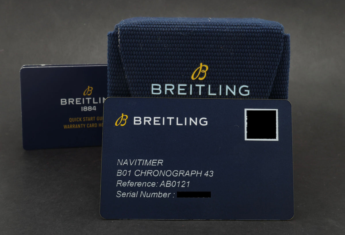 Breitling Navitimer 01 AB0121 - 2022 - Breitling horloge - Breitling kopen - Breitling heren horloge - Trophies Watches