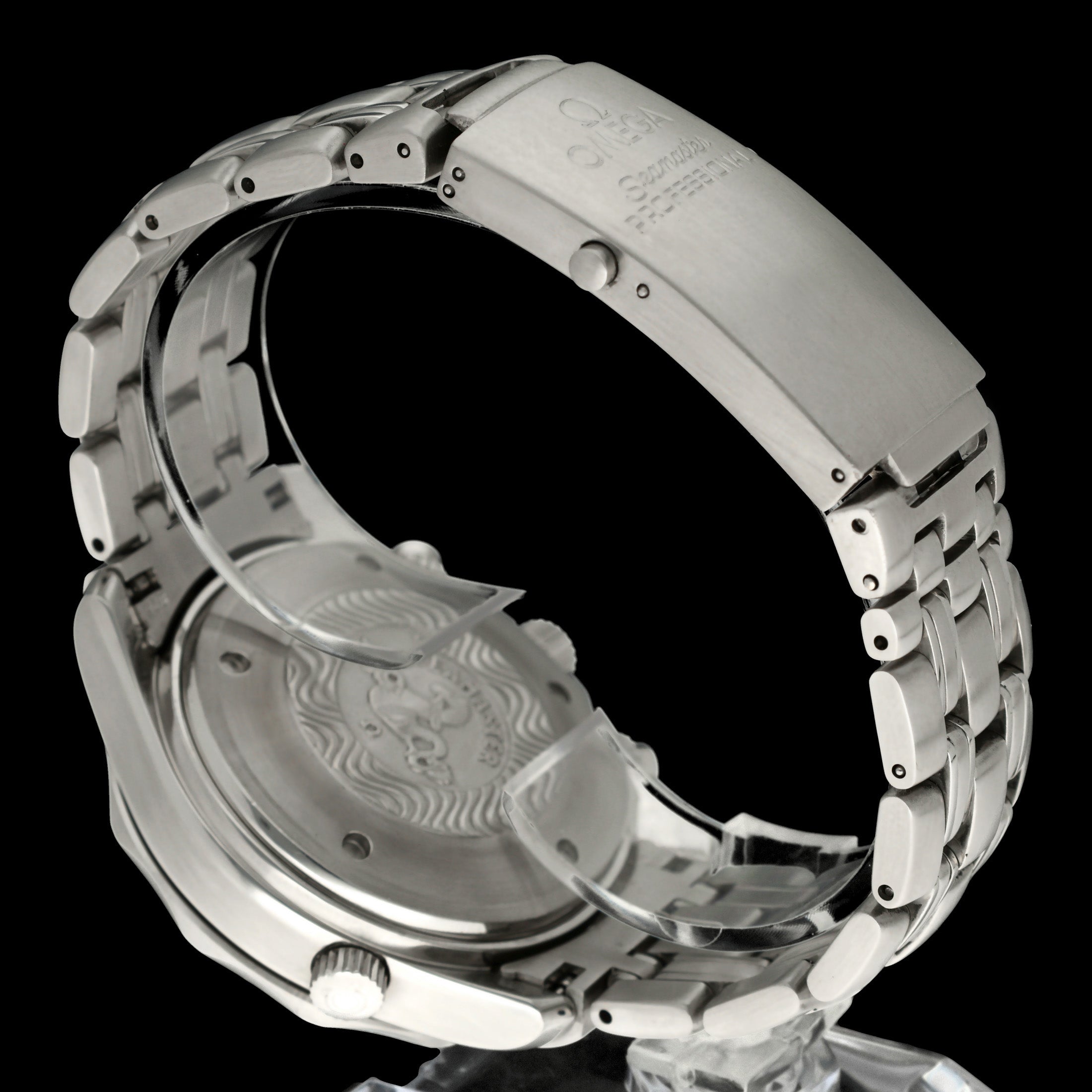 Omega Seamaster Diver 300 M 2589.30.00 - 2000 - Omega horloge - Omega kopen - Omega heren horloge - Trophies Watches