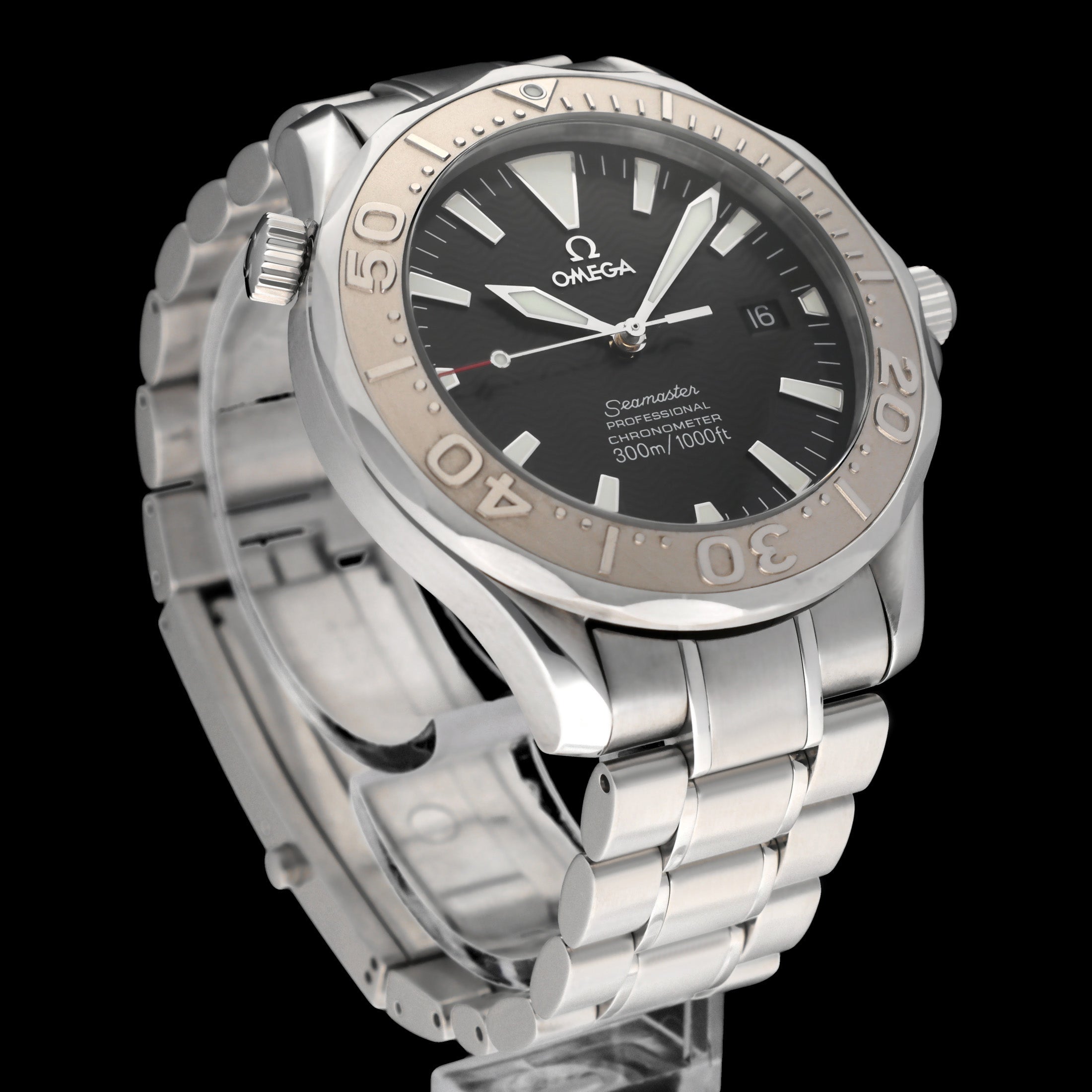 Omega Seamaster Diver 300 M 2230.50.00 - 2006 - Omega horloge - Omega kopen - Omega heren horloge - Trophies Watches