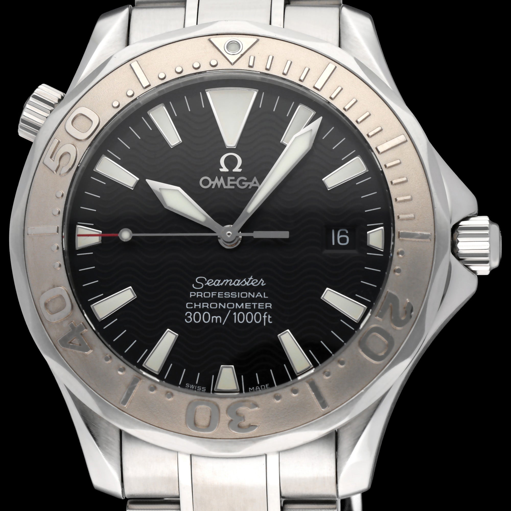 Omega Seamaster Diver 300 M 2230.50.00 - 2006 - Omega horloge - Omega kopen - Omega heren horloge - Trophies Watches
