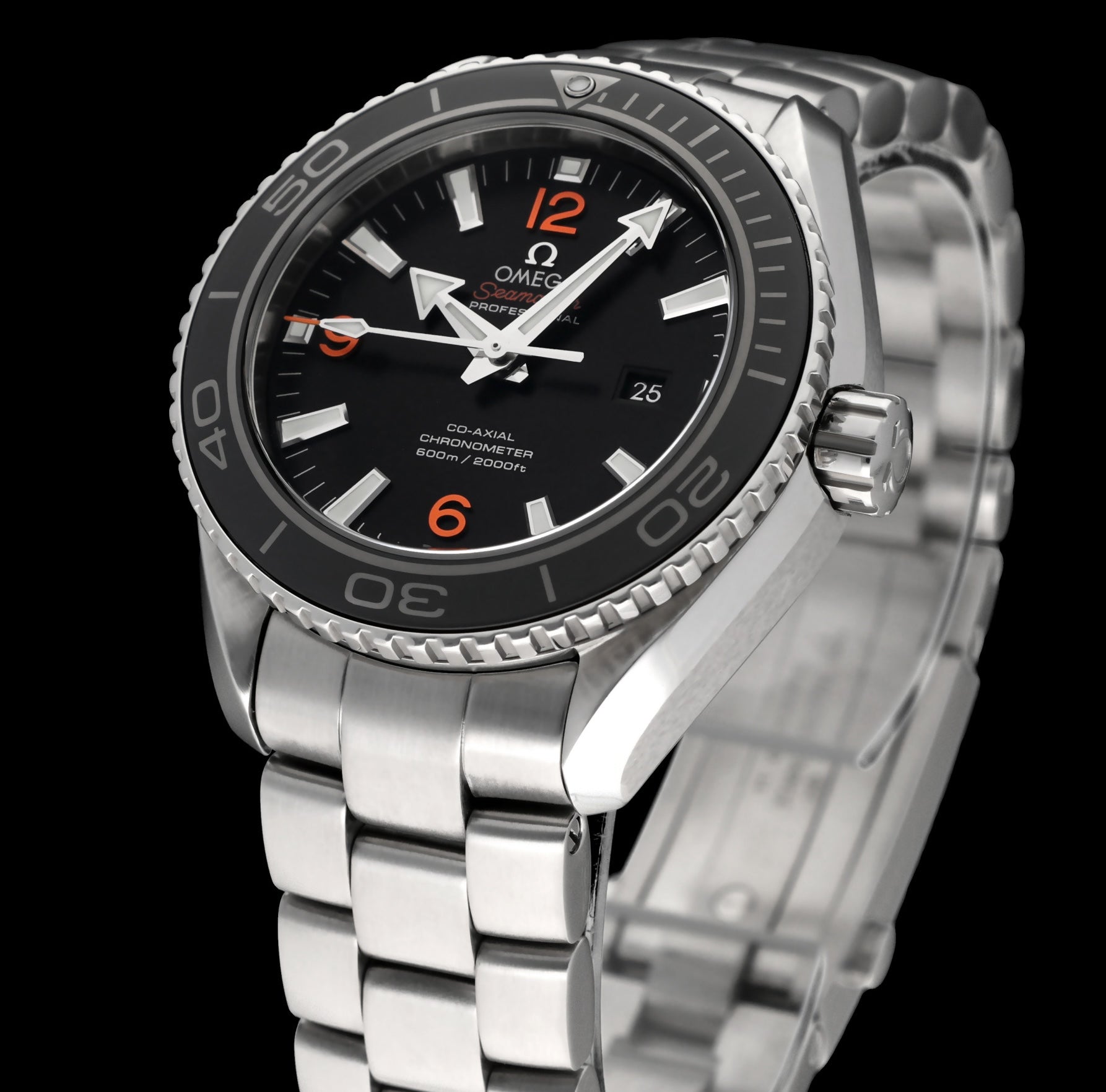 Omega Seamaster Planet Ocean 232.30.38.20.01.002 - 2018 - Omega horloge - Omega kopen - Omega heren horloge - Trophies Watches