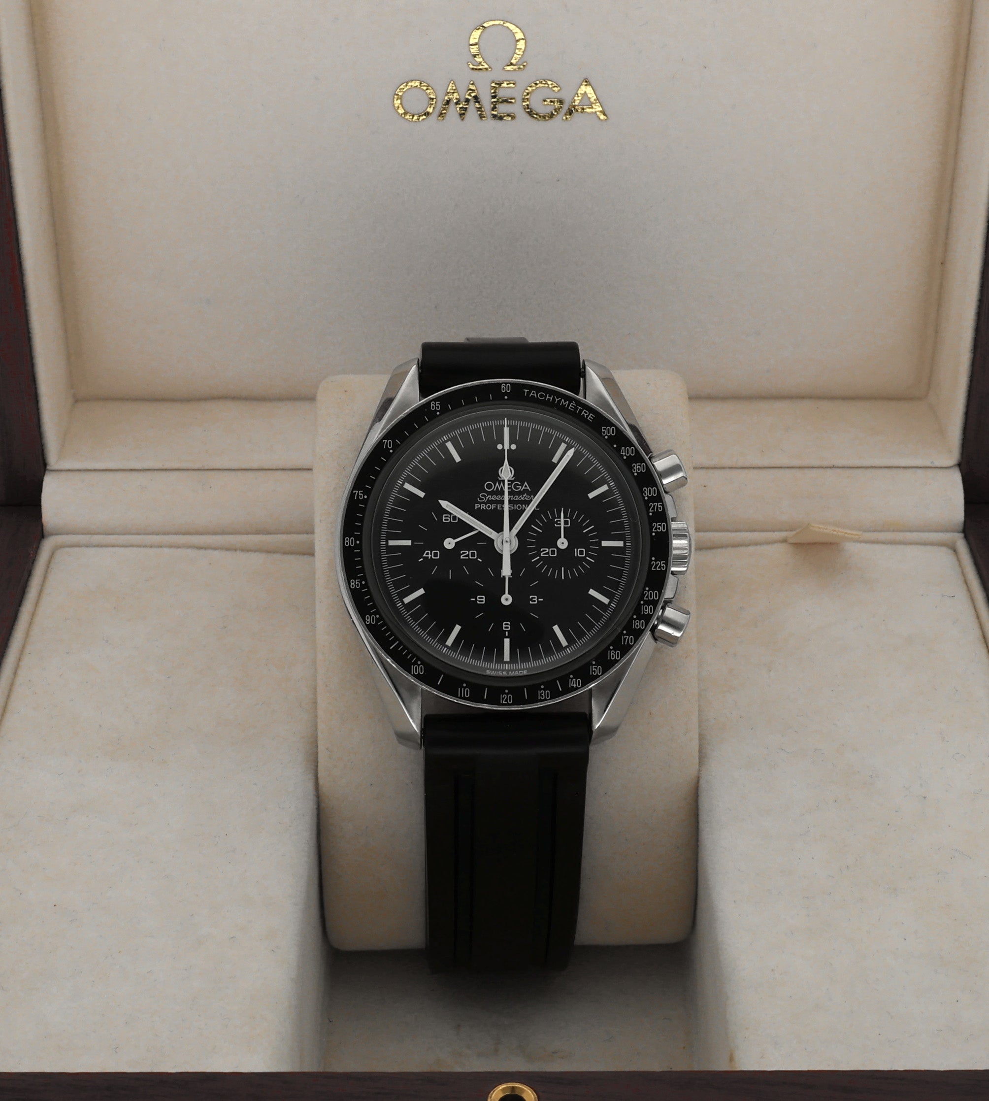 Omega Speedmaster 3570.50.00 - 2000 - Omega horloge - Omega kopen - Omega heren horloges - Trophies Watches