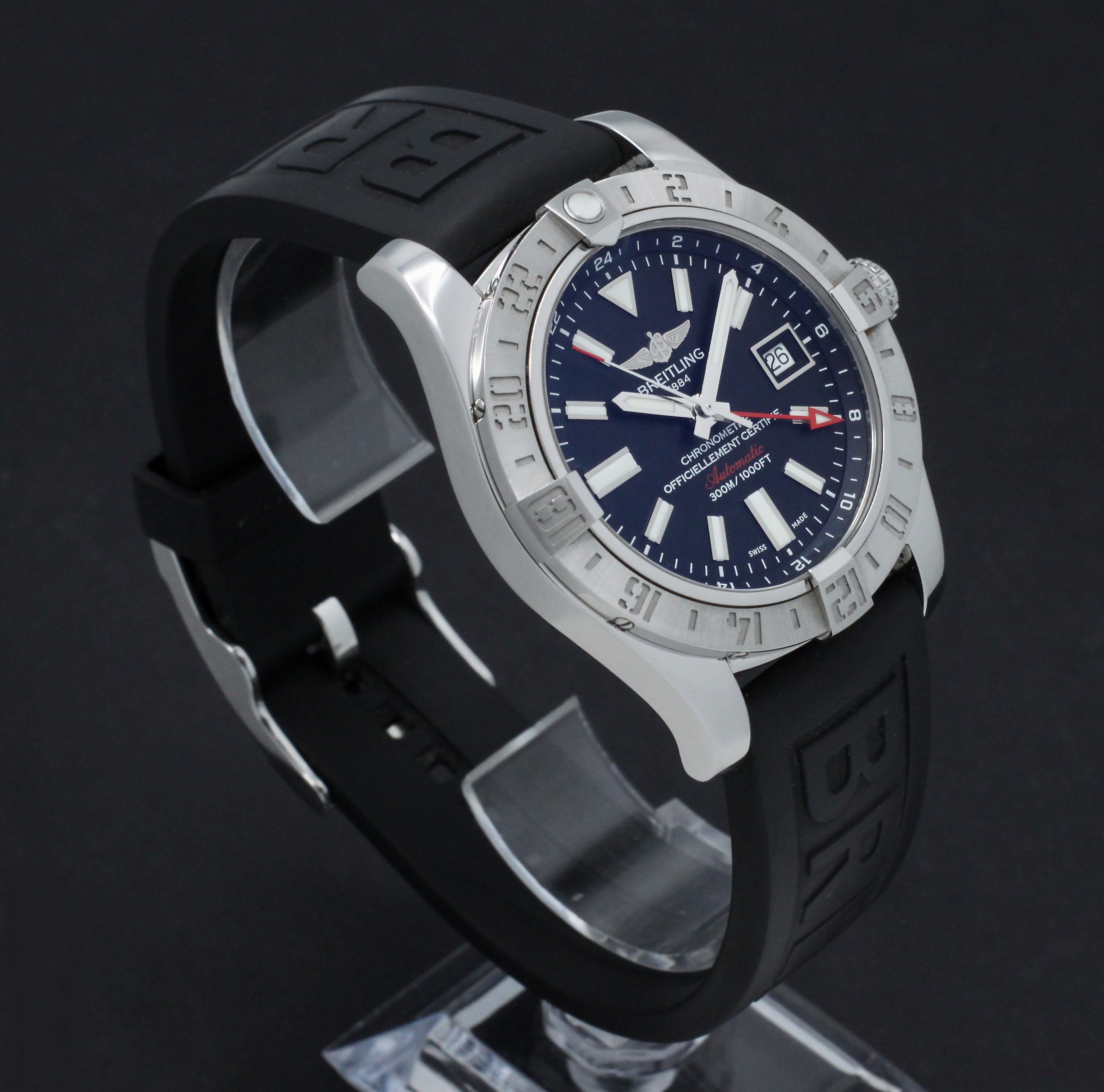 Breitling Avenger II GMT A32390 - 2017 - Breitling horloge - Breitling kopen - Breitling heren horloge - Trophies Watches