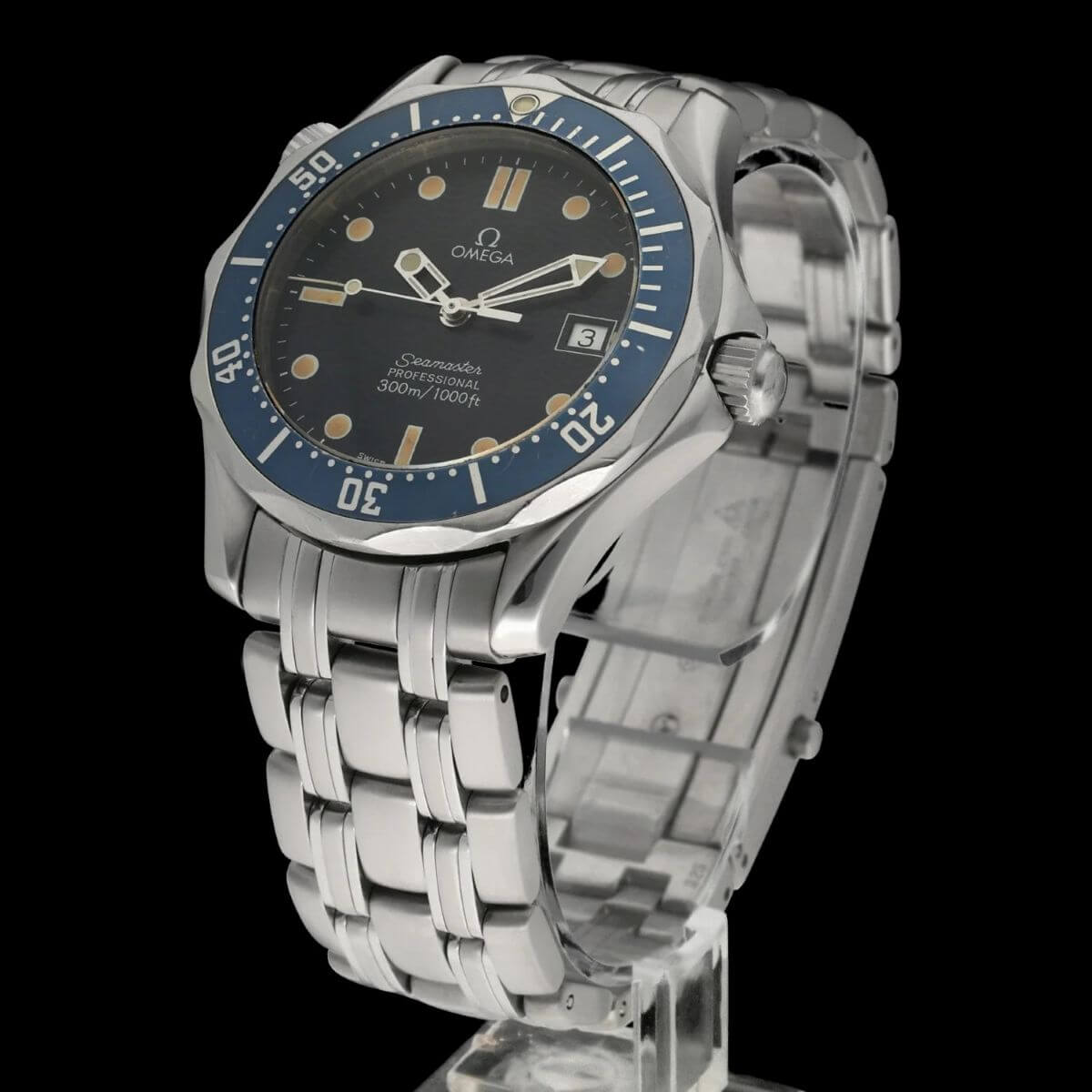 Omega Seamaster James Bond 300m