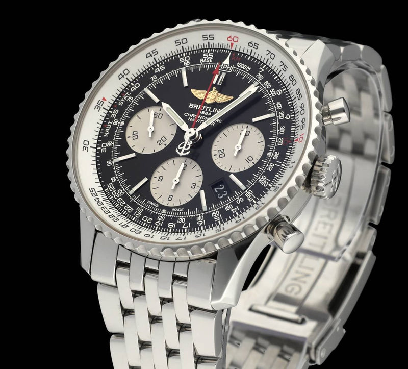 Breitling Navitimer 01 AB0120 - 2015 - Breitling horloge - Breitling kopen - Breitling heren horloge - Trophies Watches