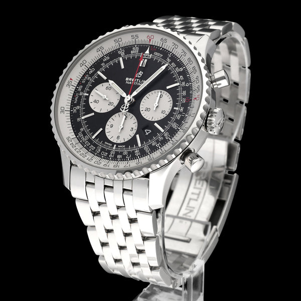 Breitling Navitimer 01 AB0127 - 2022 - Breitling horloge - Breitling kopen - Breitling heren horloge - Trophies Watches