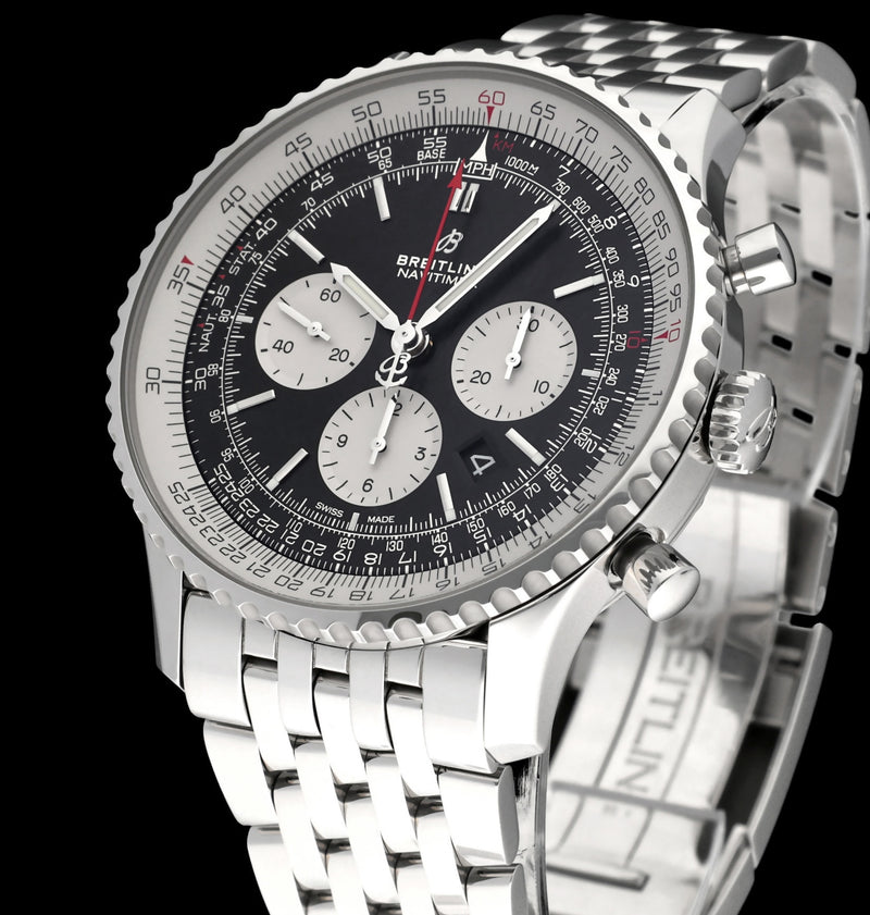 Breitling Navitimer 01 AB0127 - 2022 - Breitling horloge - Breitling kopen - Breitling heren horloge - Trophies Watches