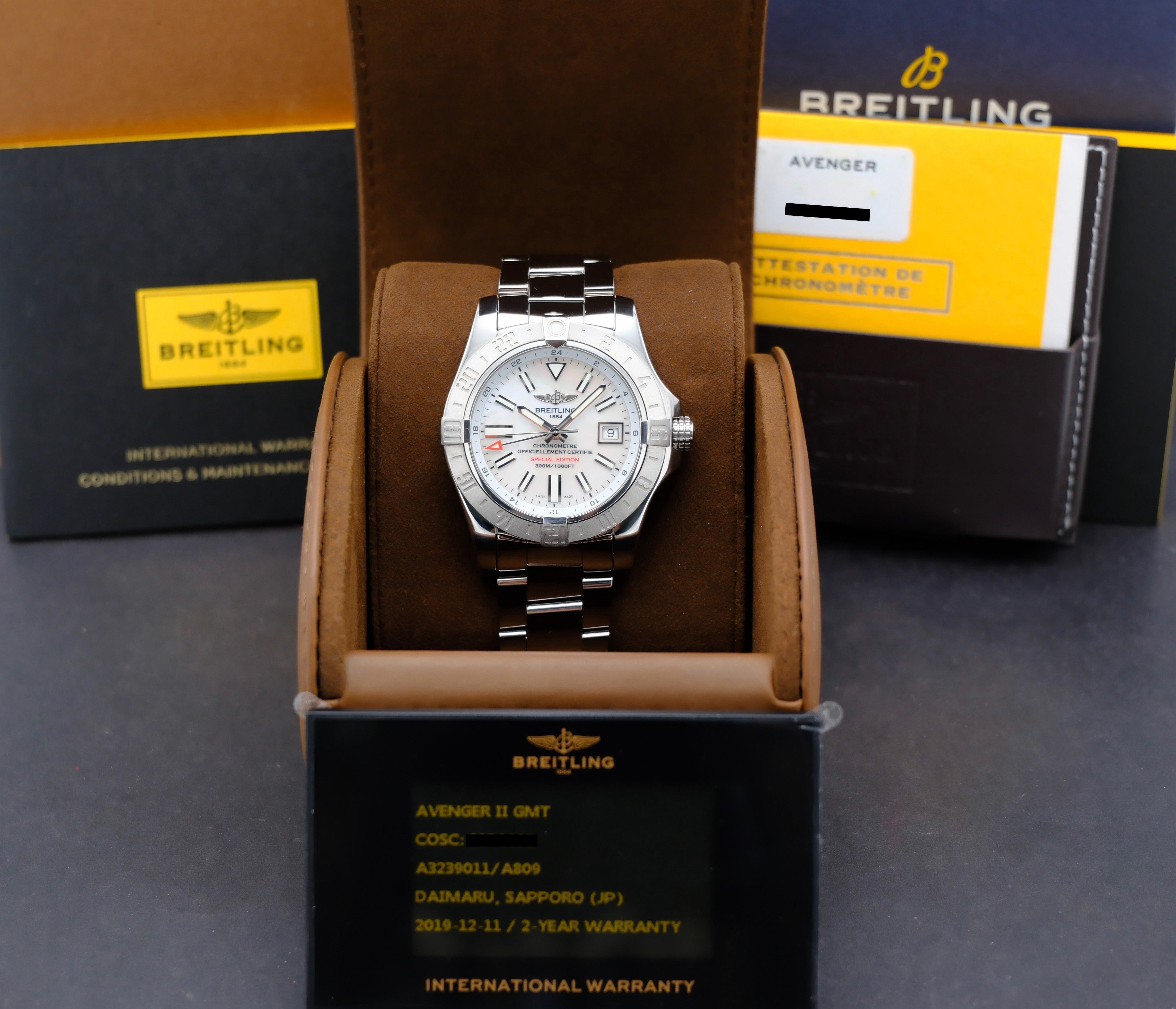 Breitling Avenger II GMT A32390 - 2019 - Breitling horloge - Breitling kopen - Breitling heren horloge - Trophies Watches