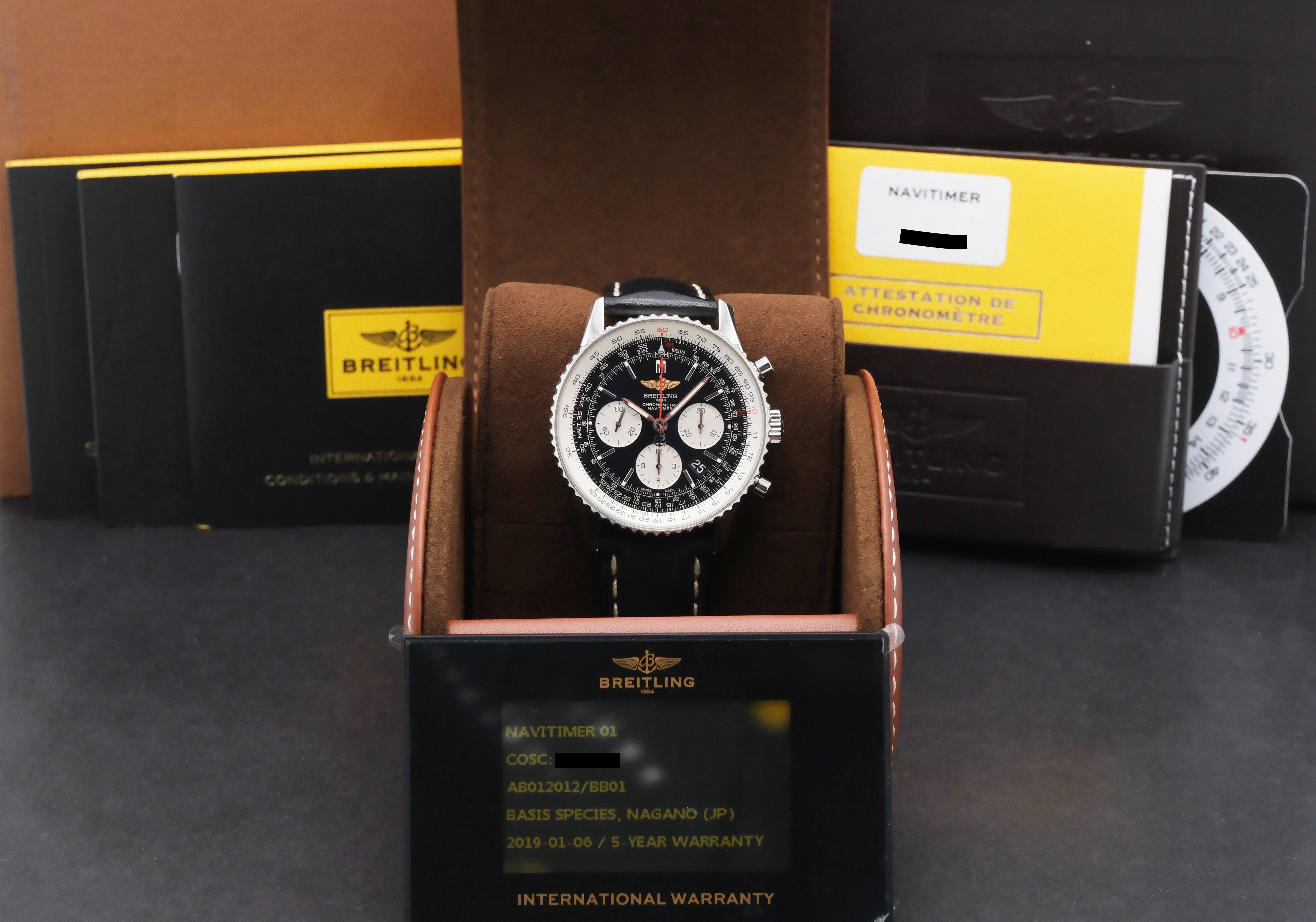 Breitling Navitimer 01 AB0120 - 2019 - Breitling horloge - Breitling kopen - Breitling heren horloge - Trophies Watches