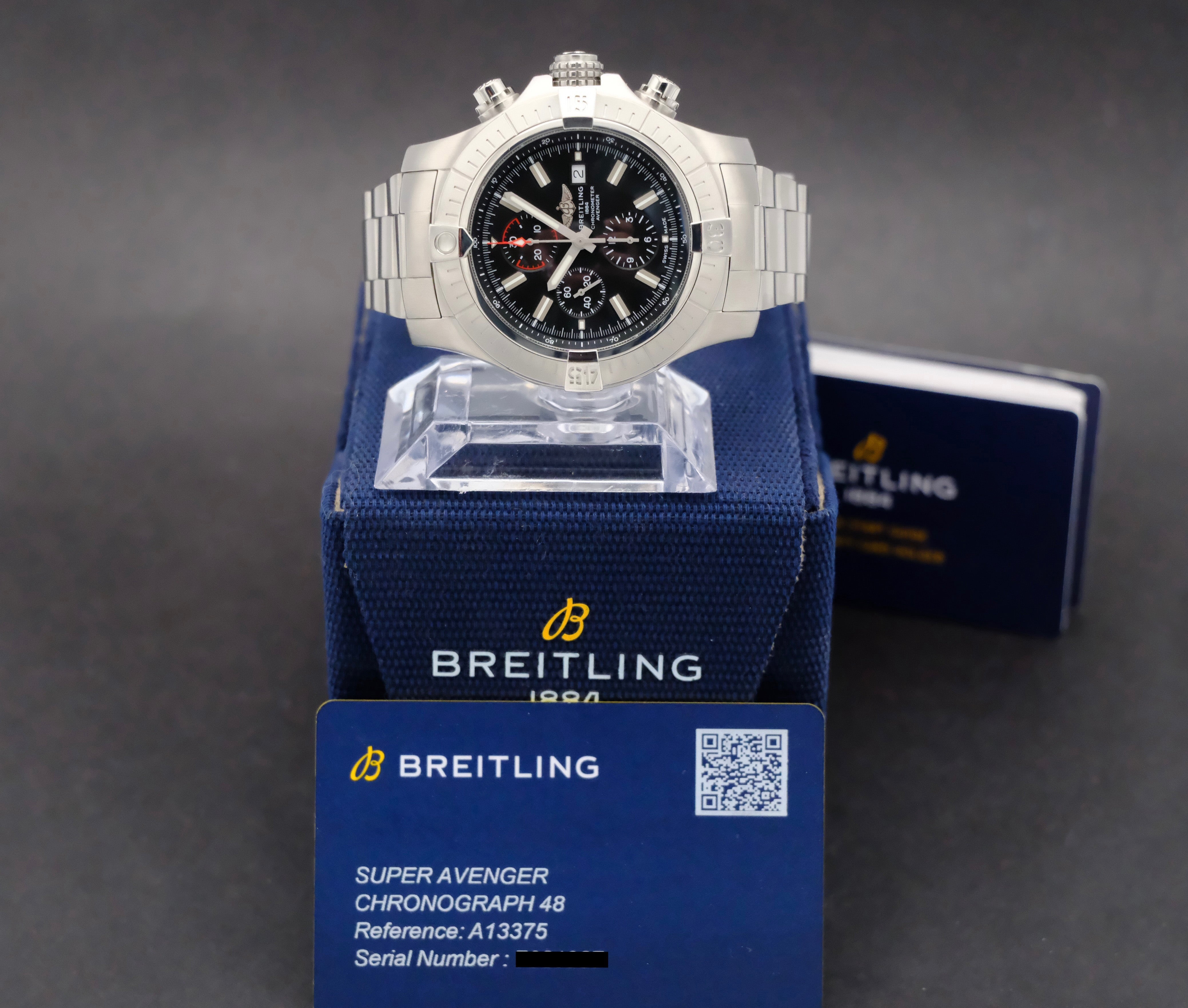 Breitling Super Avenger II A13375 - 2022 - Breitling horloge - Breitling kopen - Breitling heren horloge - Trophies Watches
