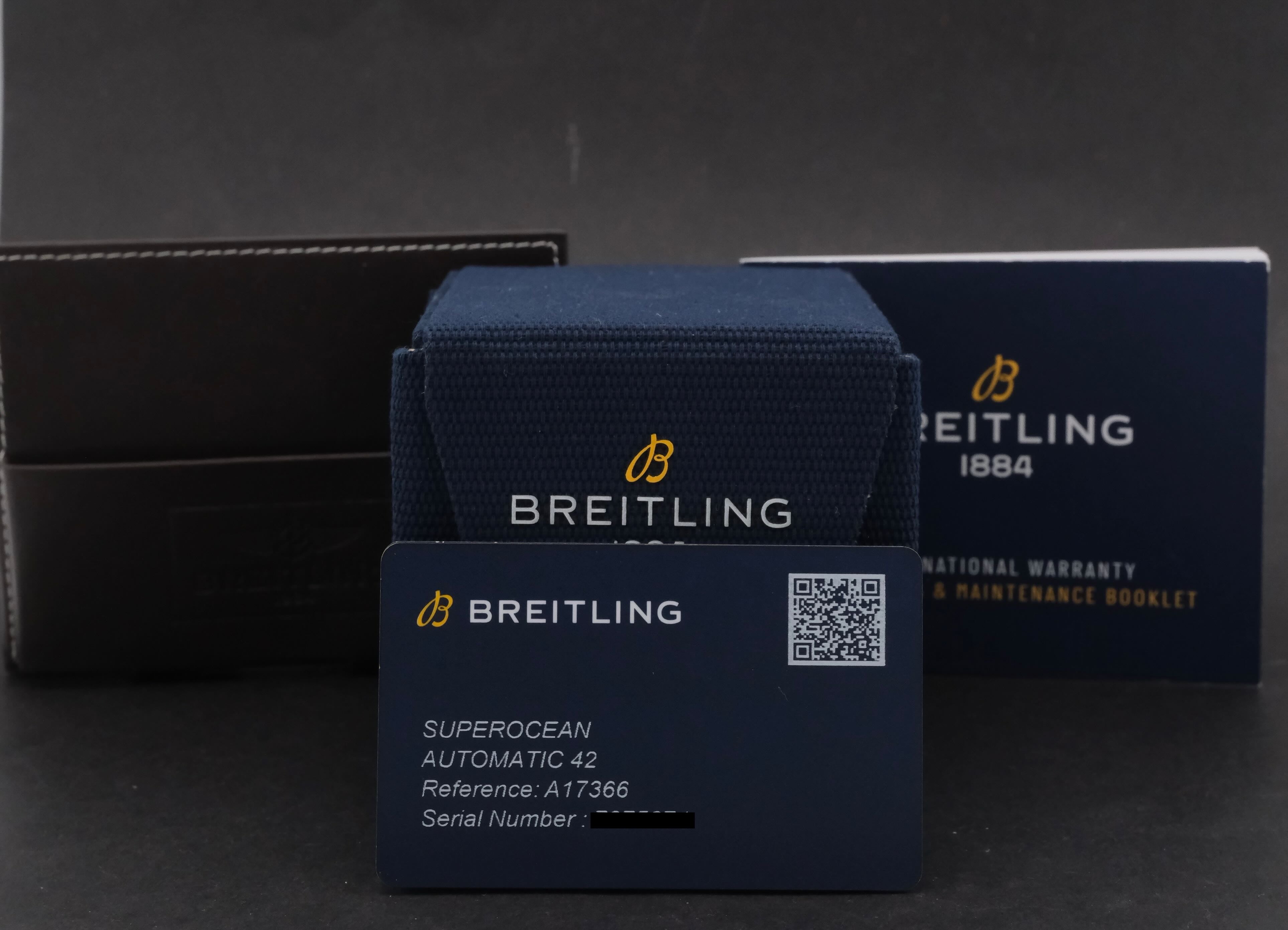 Breitling Superocean 42 A17366 - 2023 - Breitling horloge - Breitling kopen - Breitling heren horloge - Trophies Watches