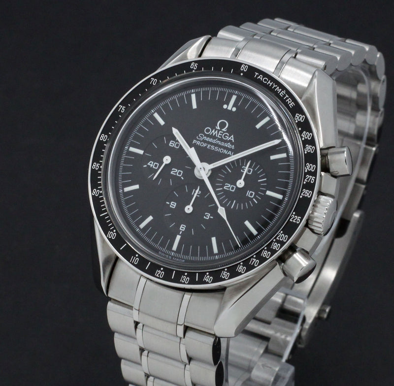 Omega Speedmaster 3572.50.00 - 2000 - Omega horloge - Omega kopen - Omega heren horloges - Trophies Watches