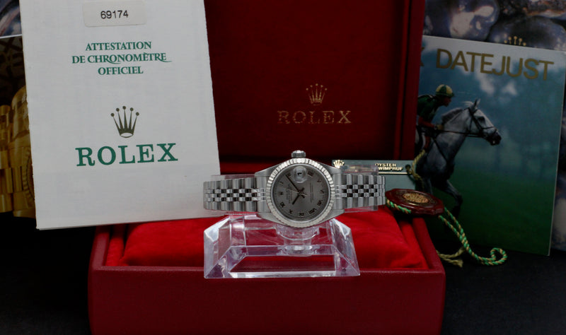 Rolex Oyster Perpetual Lady Datejust 69174 - 1999 - Rolex horloge - Rolex kopen - Rolex dames horloge - Trophies Watches