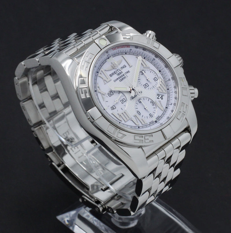 Breitling Chronomat AB0110 - 2010 - Breitling horloge - Breitling kopen - Breitling heren horloge - Trophies Watches