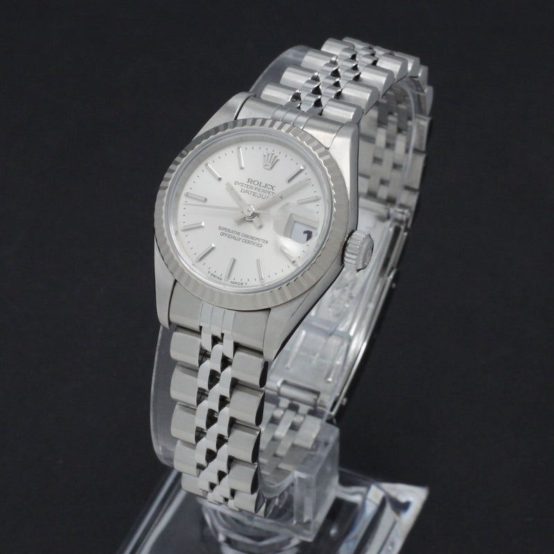 Rolex Oyster Perpetual Lady Datejust 69174 - 1999 - Rolex horloge - Rolex kopen - Rolex dames horloge - Trophies Watches