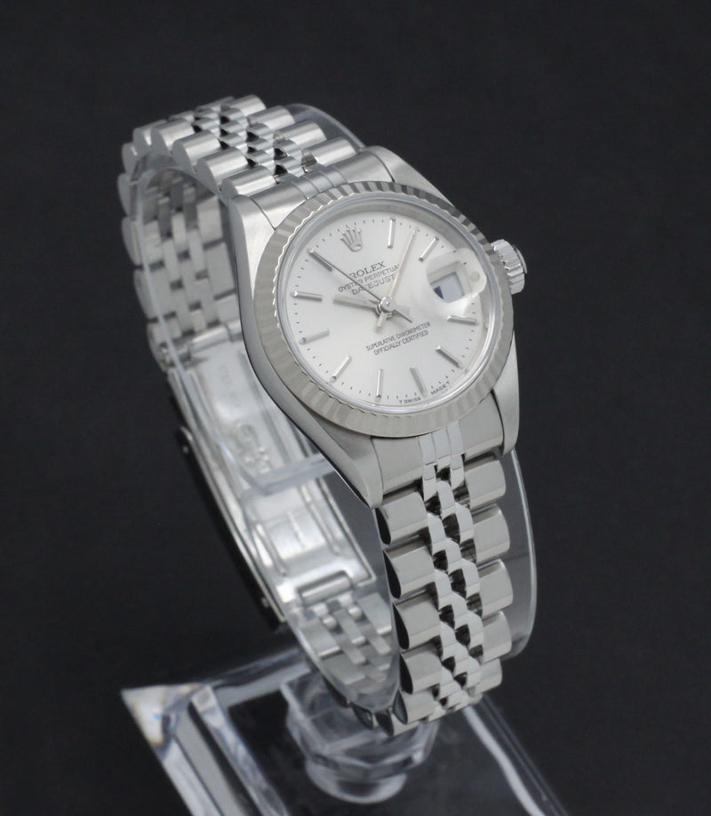 Rolex Oyster Perpetual Lady Datejust 69174 - 1999 - Rolex horloge - Rolex kopen - Rolex dames horloge - Trophies Watches