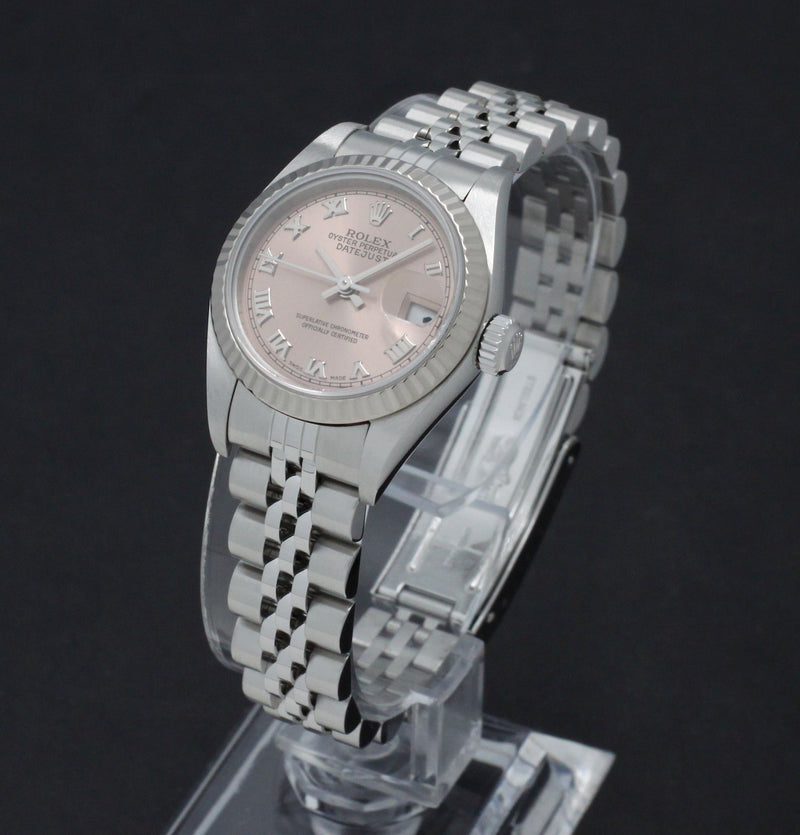 Rolex Oyster Perpetual Lady Datejust 79174 - 2004 - Rolex horloge - Rolex kopen - Rolex dames horloge - Trophies Watches