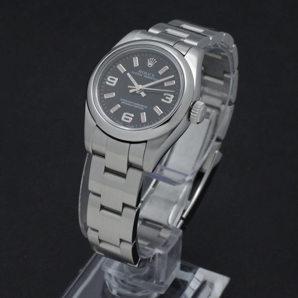 Rolex Oyster Perpetual 176200 - 2010 - Rolex horloge - Rolex kopen - Rolex dames horloge - Trophies Watches