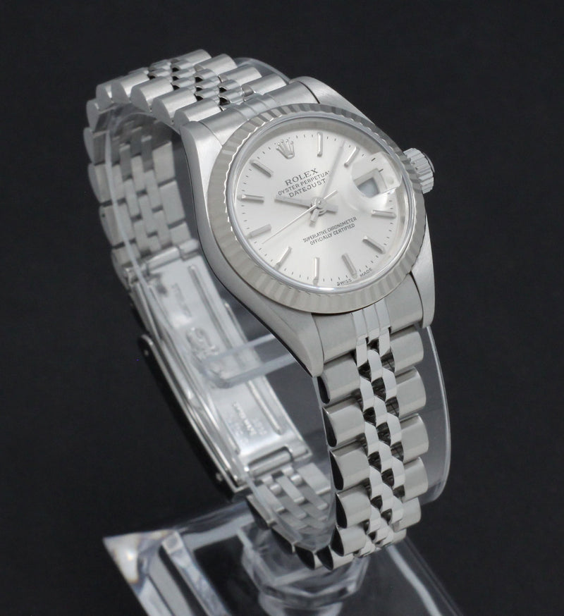 Rolex Oyster Perpetual Lady Datejust 79174 - 2001 - Rolex horloge - Rolex kopen - Rolex dames horloge - Trophies Watches