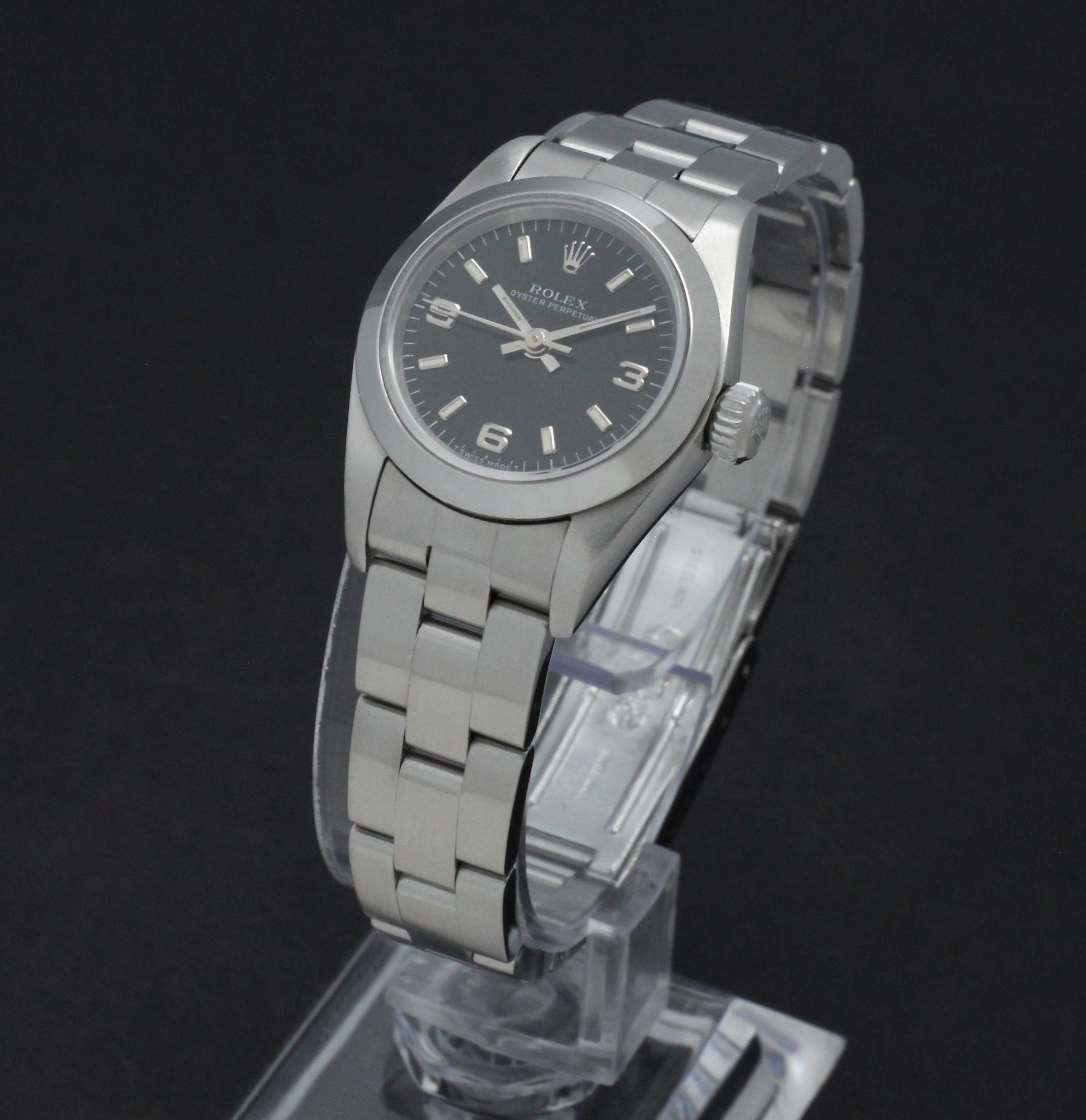 Rolex Oyster Perpetual 67180 - 1997 - Rolex horloge - Rolex kopen - Rolex dames horloge - Trophies Watches
