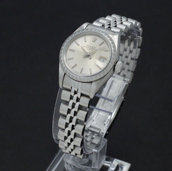 Rolex Oyster Perpetual Lady Date 69240 - 1990 - Rolex horloge - Rolex kopen - Rolex dames horloge - Trophies Watches