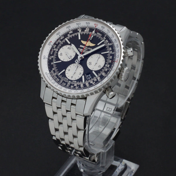 Breitling Navitimer 01 AB0120 - 2014 - Breitling horloge - Breitling kopen - Breitling heren horloge - Trophies Watches