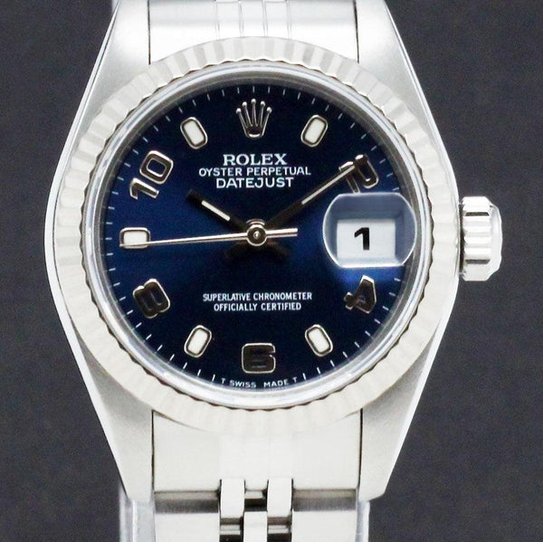 Rolex Oyster Perpetual Lady Datejust 69174 - 1999 - Rolex horloge - Rolex kopen - Rolex dames horloge - Trophies Watches