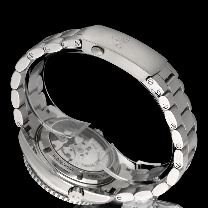 Omega Seamaster Planet Ocean 232.30.42.21.01.001 - 2014 - Omega horloge - Omega kopen - Omega heren horloge - Trophies Watches