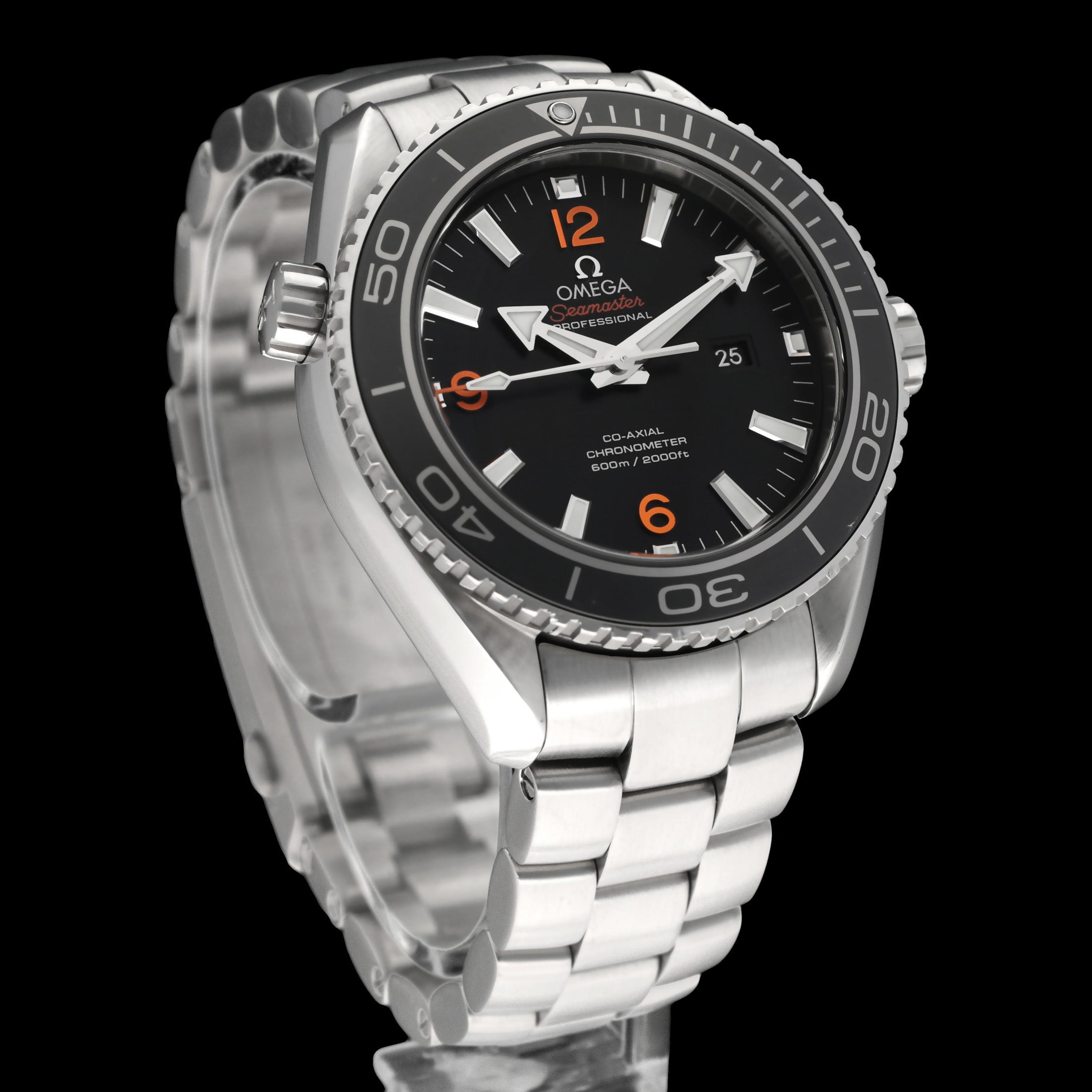 Omega Seamaster Planet Ocean 232.30.46.21.01.001 - 2018 - Omega horloge - Omega kopen - Omega heren horloge - Trophies Watches