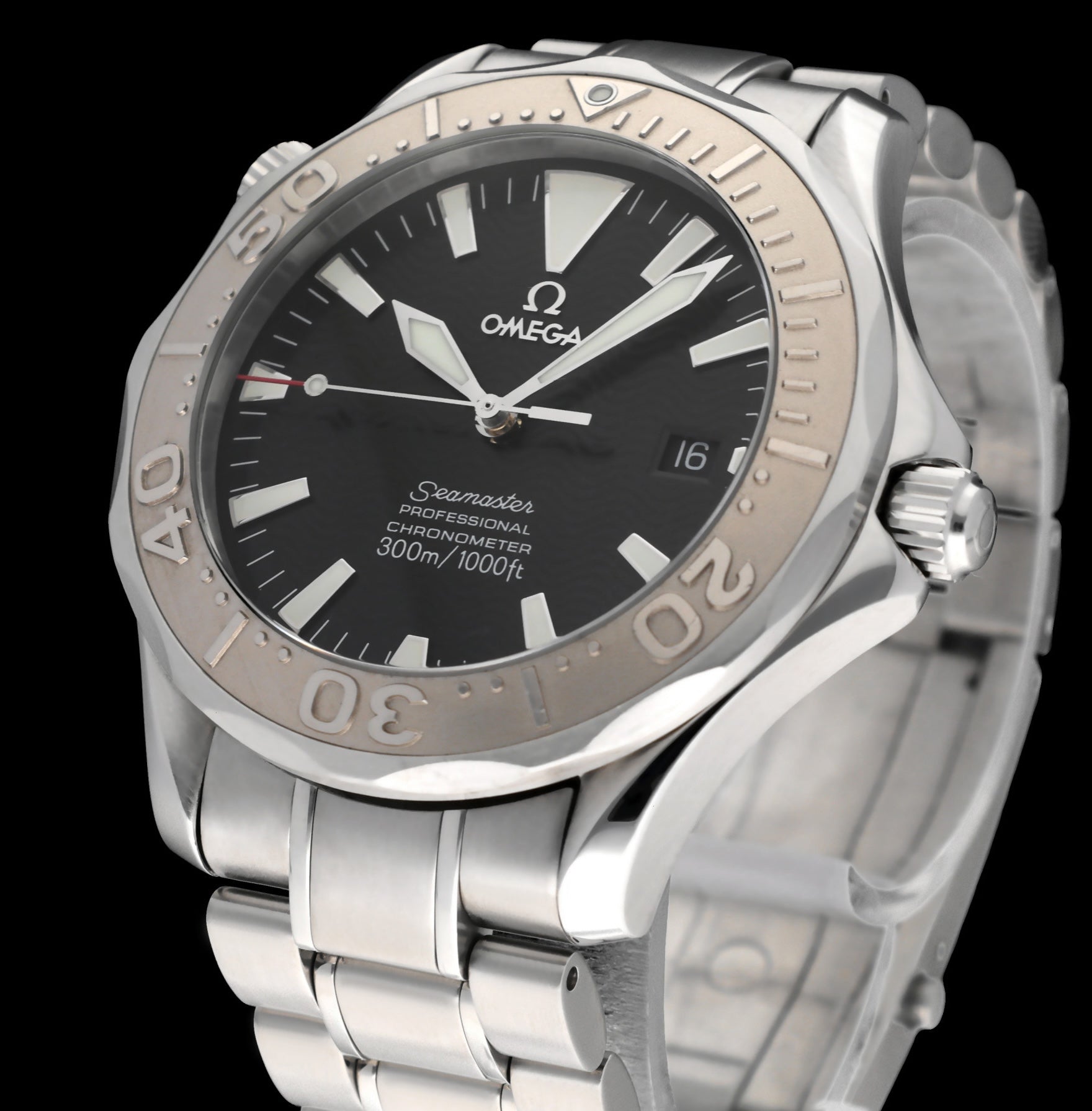 Omega Seamaster Diver 300 M 2230.50.00 - 2006 - Omega horloge - Omega kopen - Omega heren horloge - Trophies Watches