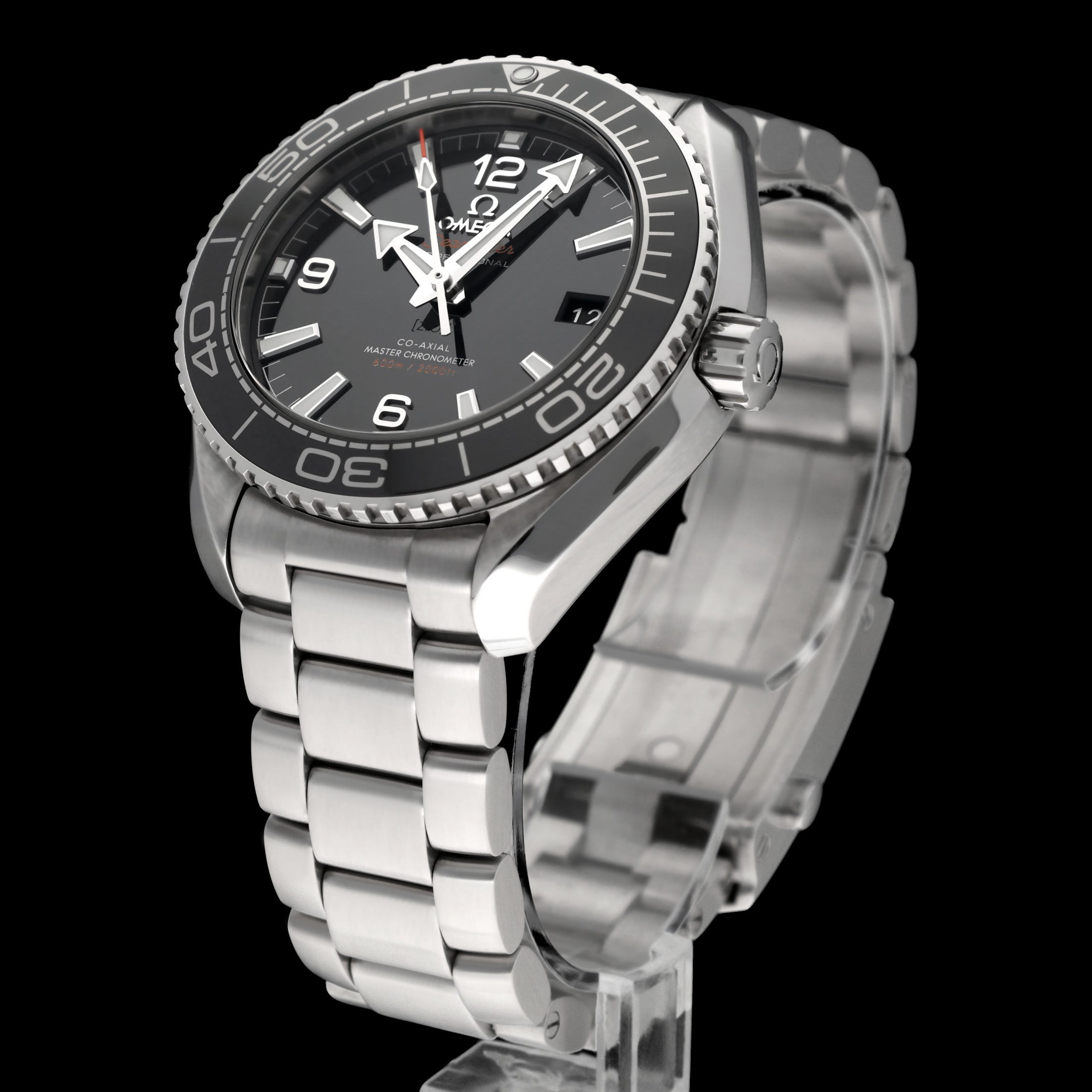 Omega Seamaster Planet Ocean 215.30.40.20.01.001 - 2018 - Omega horloge - Omega kopen - Omega heren horloge - Trophies Watches