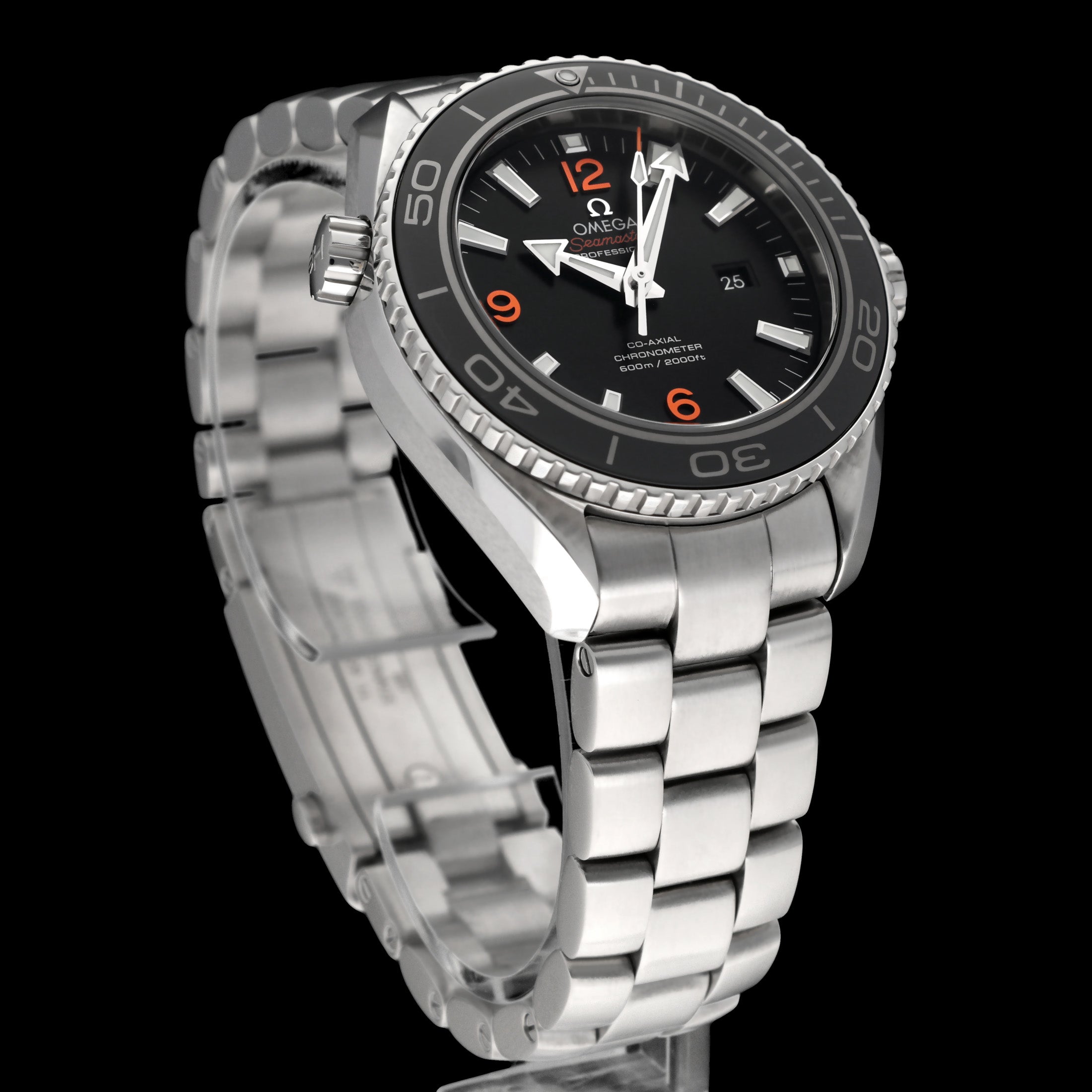 Omega Seamaster Planet Ocean 232.30.38.20.01.002 - 2018 - Omega horloge - Omega kopen - Omega heren horloge - Trophies Watches