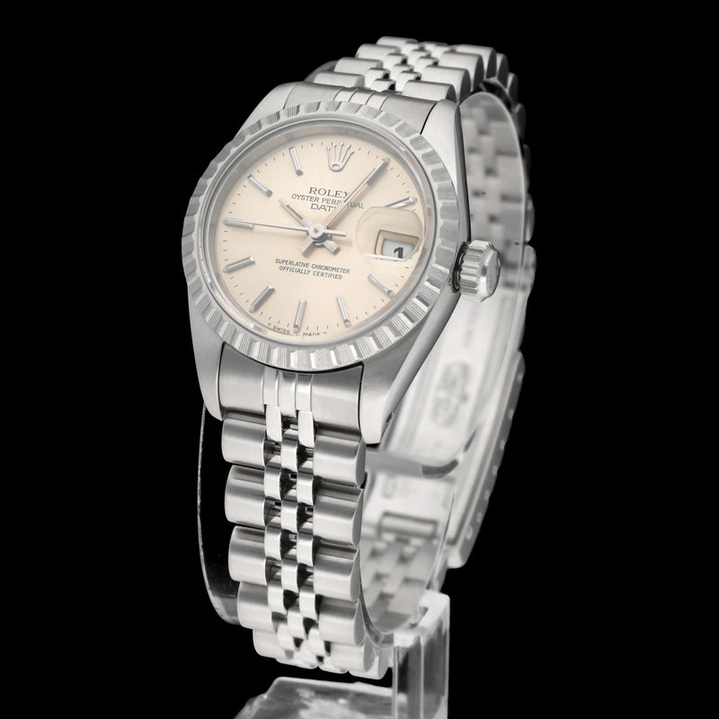 Rolex Oyster Perpetual Lady Date 69240 - 1990 - Rolex horloge - Rolex kopen - Rolex dames horloge - Trophies Watches