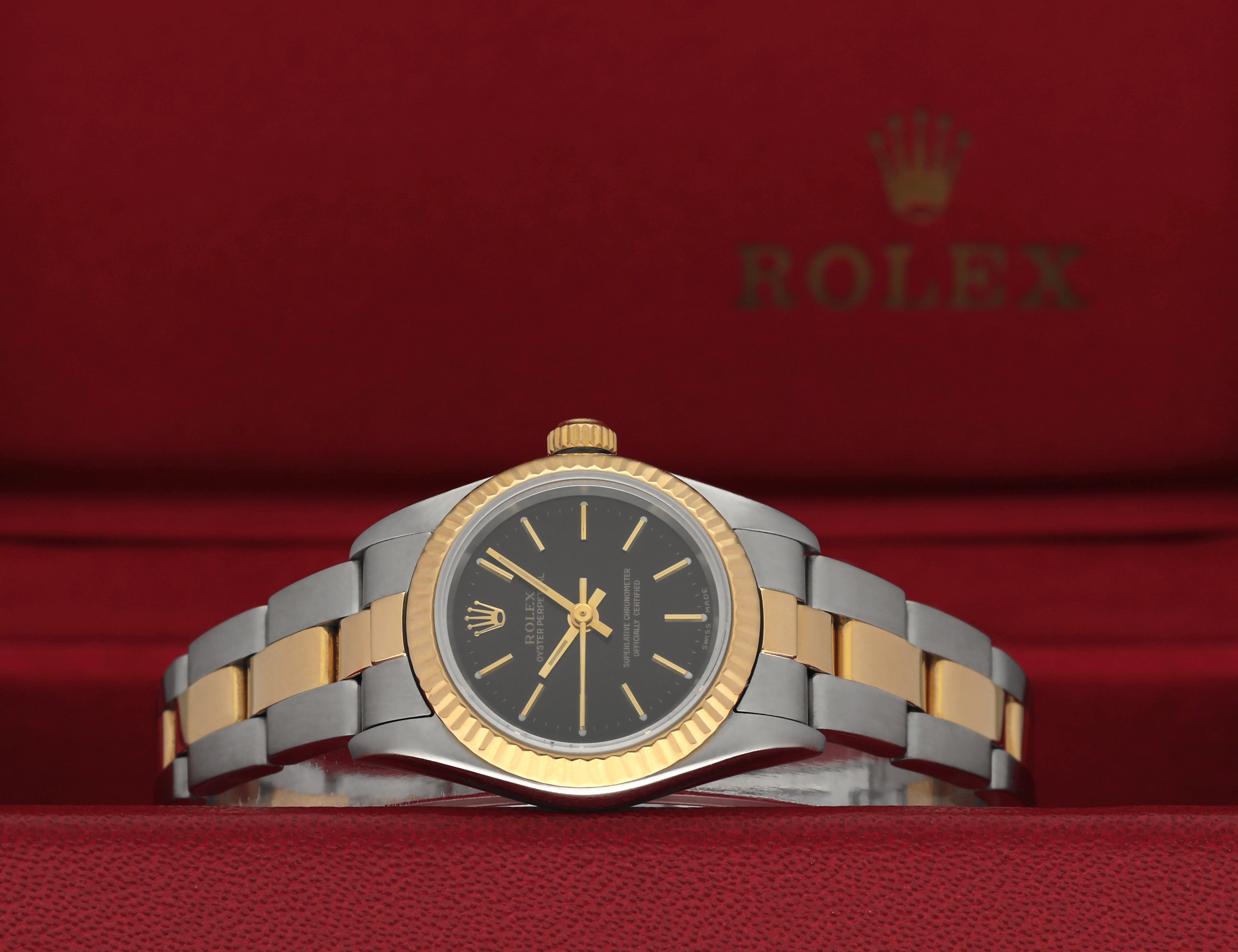 Rolex Oyster Perpetual 76193 - 2001 - Rolex horloge - Rolex kopen - Rolex dames horloge - Trophies Watches