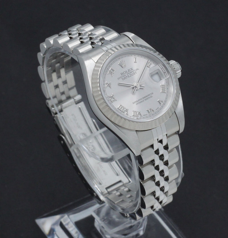 Rolex Oyster Perpetual Lady Datejust 79174 - 2003 - Rolex horloge - Rolex kopen - Rolex dames horloge - Trophies Watches