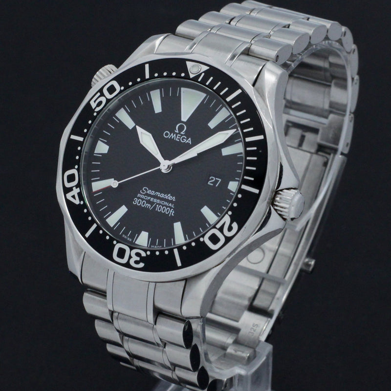 Omega Seamaster Diver 300 M 2264.50.00 - 2005 - Omega horloge - Omega kopen - Omega heren horloge - Trophies Watches