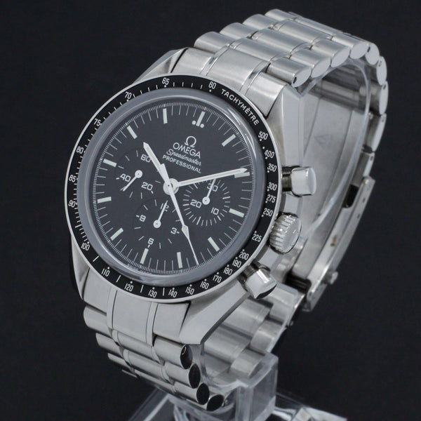 Omega Speedmaster 311.30.42.30.01.006 - 2015 - Omega horloge - Omega kopen - Omega heren horloges - Trophies Watches