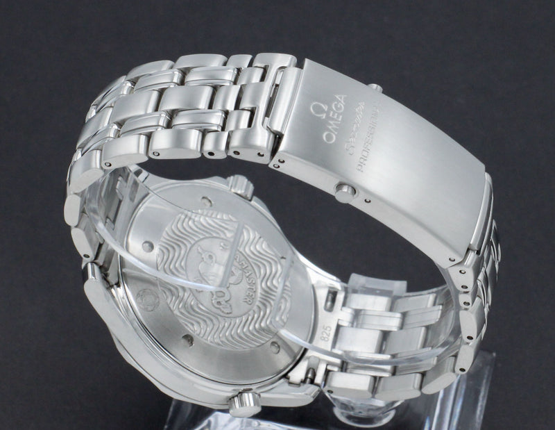 Omega Seamaster Diver 300 M 2541.80.00 - 1998 - Omega horloge - Omega kopen - Omega heren horloge - Trophies Watches