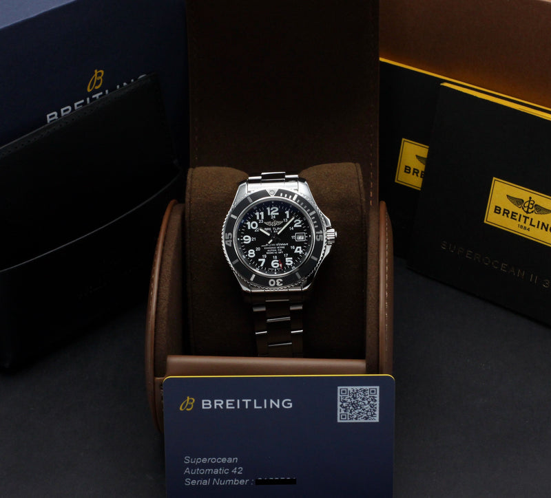 Breitling Superocean 42 A17365 - 2021 - Breitling horloge - Breitling kopen - Breitling heren horloge - Trophies Watches