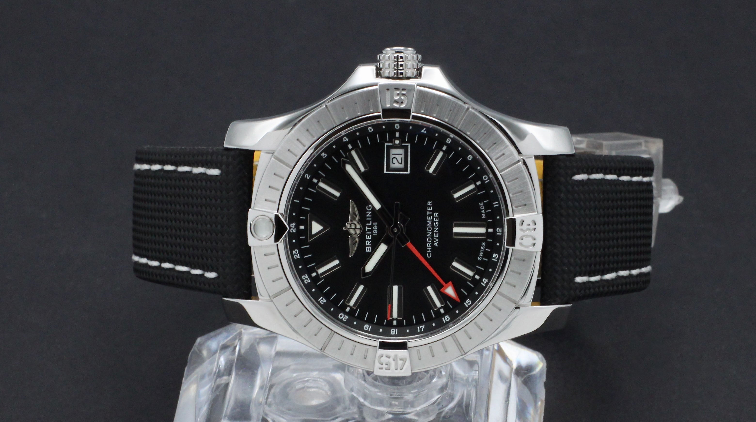 Breitling Avenger GMT A32397101B1 - 2021 - Breitling horloge - Breitling kopen - Breitling heren horloge - Trophies Watches