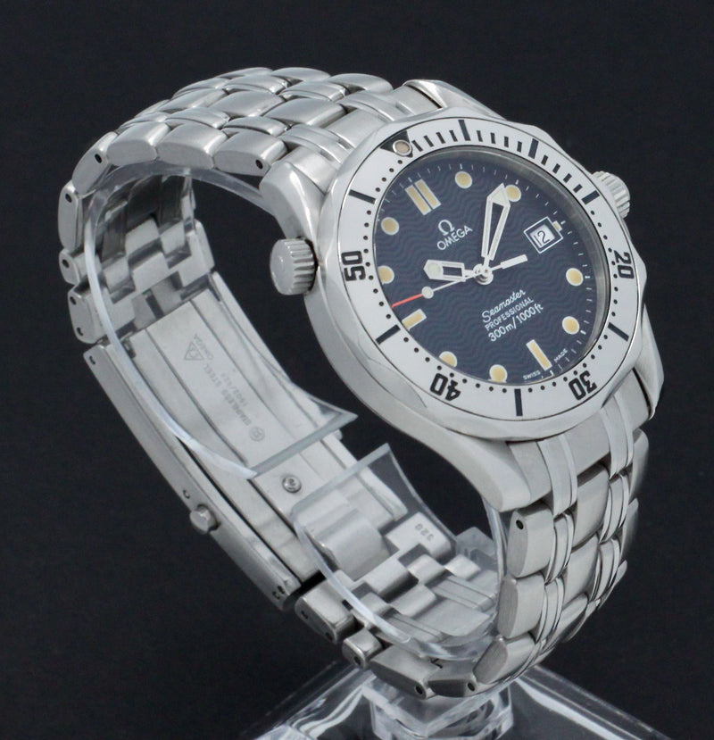 Omega Seamaster Diver 300 M 2562.80.00 - 1995 - Omega horloge - Omega kopen - Omega heren horloge - Trophies Watches